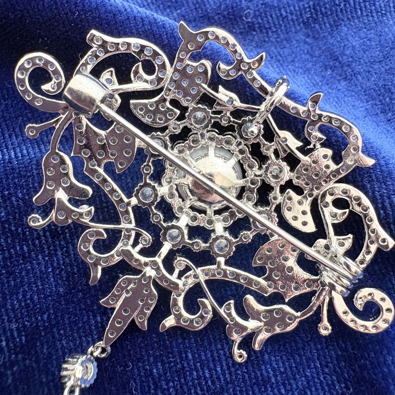 The Richmond Brooch Queen Elizabeth Richmond Brooch