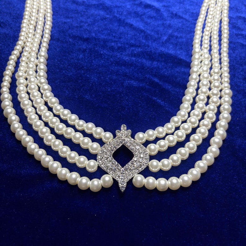 Queen Elizabeth II Japanese 4 Row Pearl Choker Replica