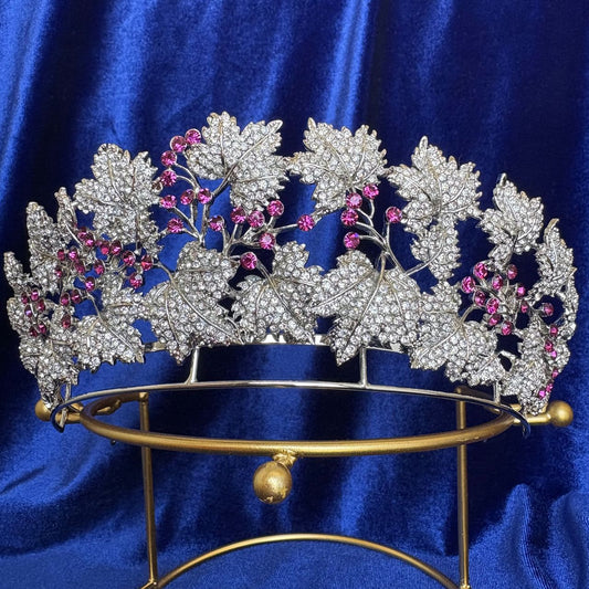 The Danish Ruby Parure Tiara | Queen Mary of Denmark
