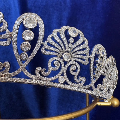 Princess Chichibu's Japanese Honeysuckle Tiara