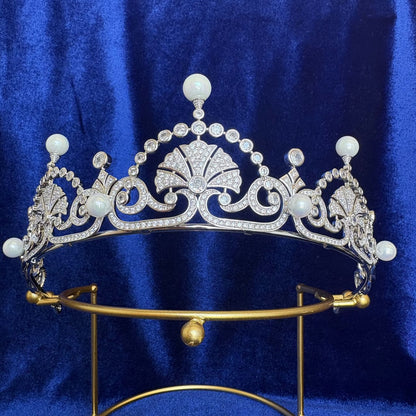 Queen Mother's Lotus Flower Papyrus Tiara Replica - Kate Middleton