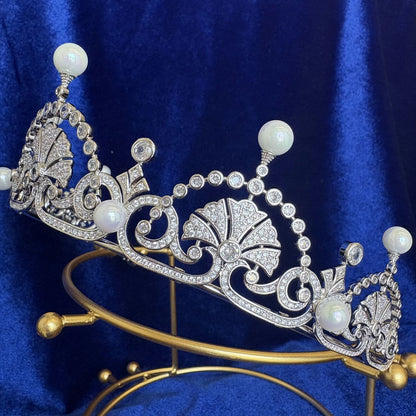 Queen Mother's Lotus Flower Papyrus Tiara Replica - Kate Middleton
