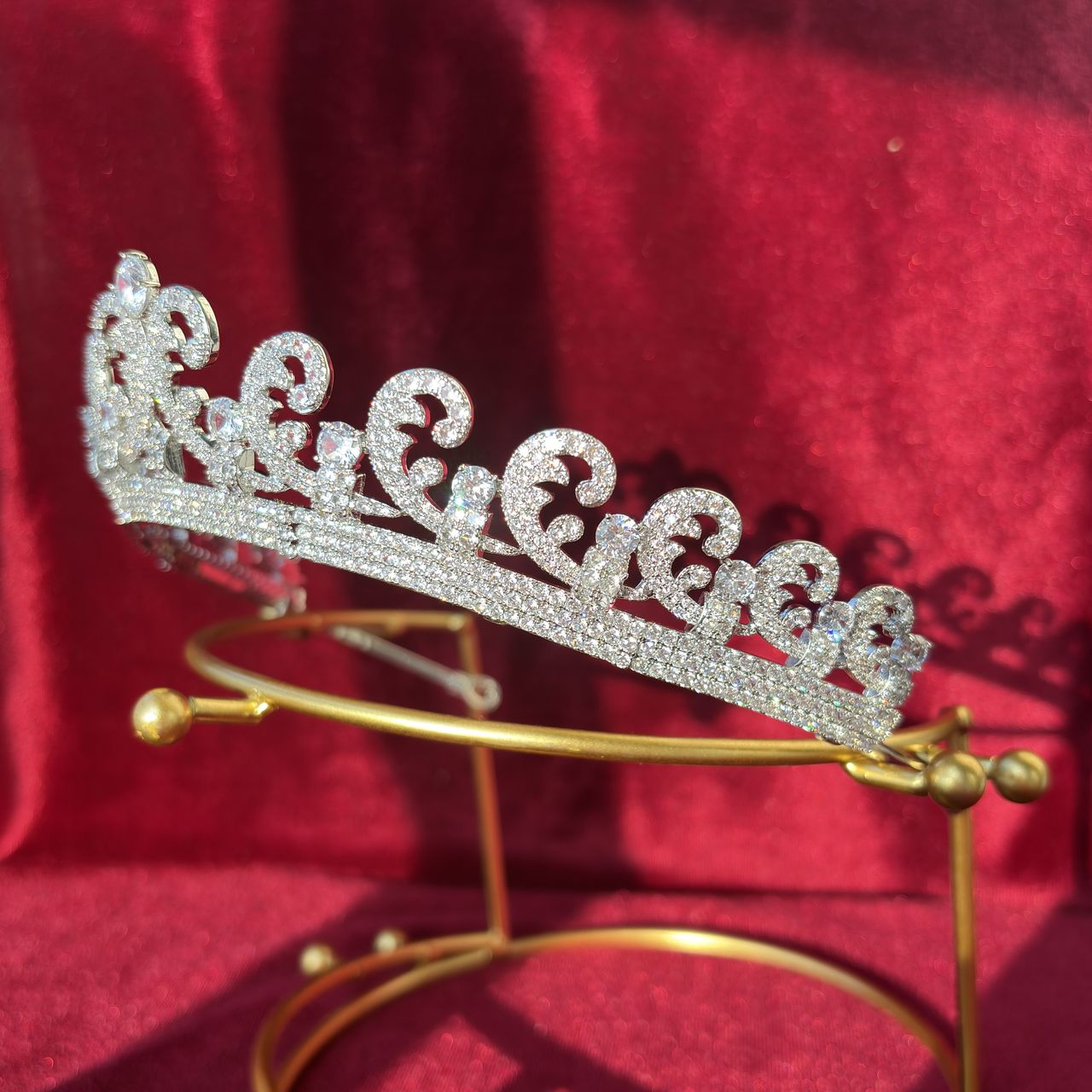 Princess Catherine - Duchess of Cambridge -Halo Scroll Wedding Tiara Replica