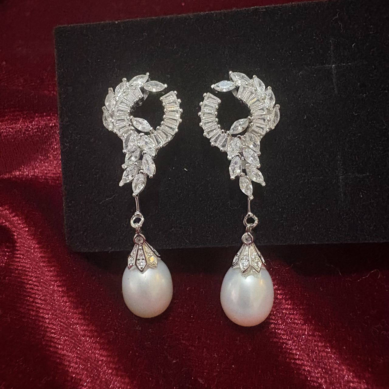 Princess Catherine Kate Middleton  South Sea Shell Pearl Coronation Earrings