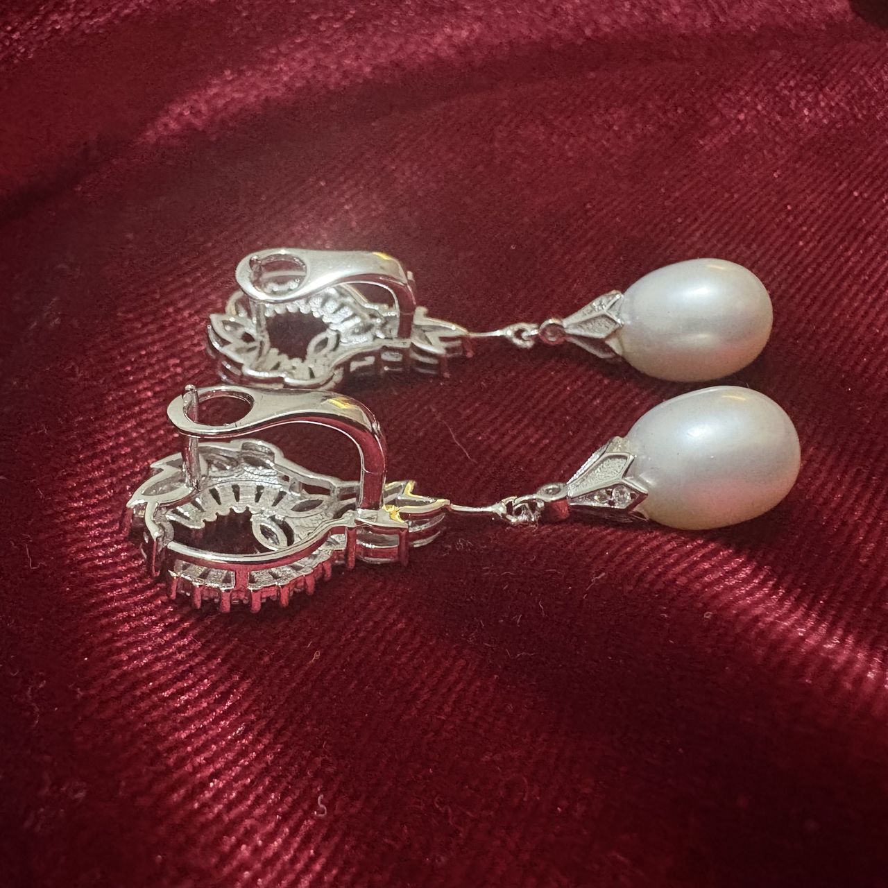 Princess Catherine Kate Middleton  South Sea Shell Pearl Coronation Earrings