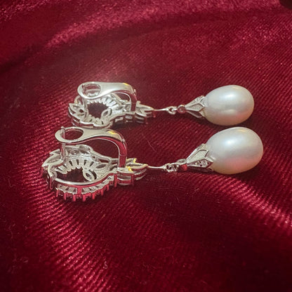 Princess Catherine Kate Middleton  South Sea Shell Pearl Coronation Earrings