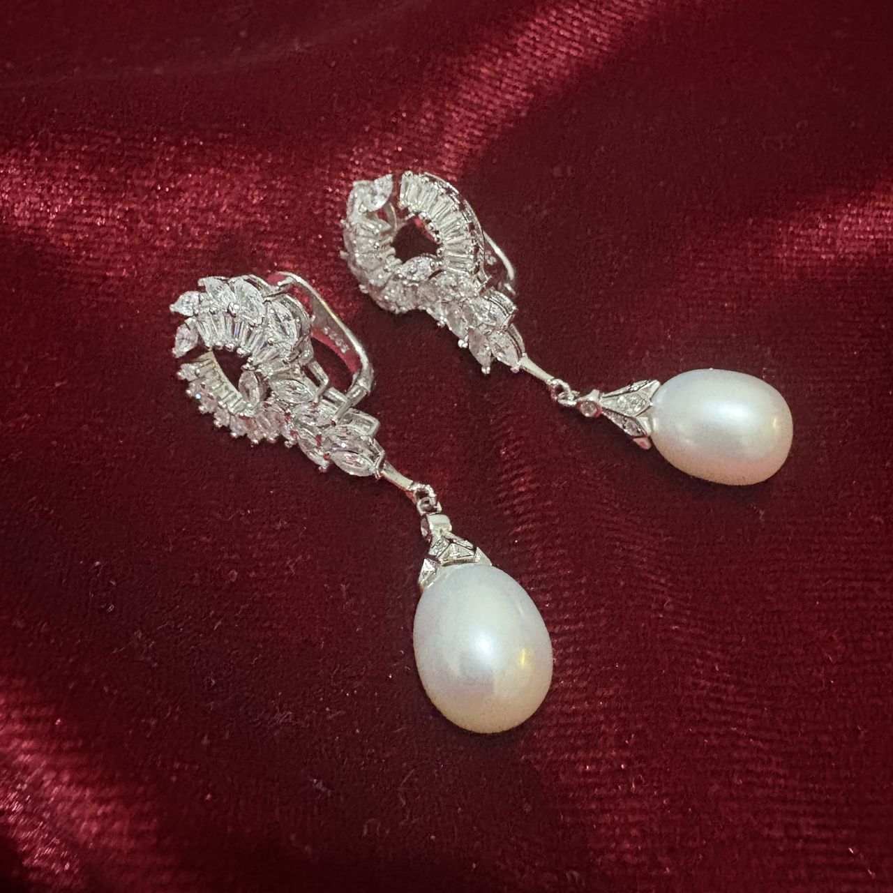 Princess Catherine Kate Middleton  South Sea Shell Pearl Coronation Earrings
