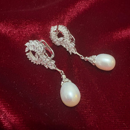 Princess Catherine Kate Middleton  South Sea Shell Pearl Coronation Earrings