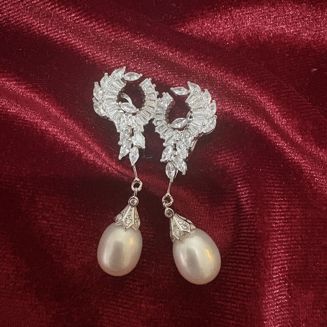 Princess Catherine Kate Middleton  South Sea Shell Pearl Coronation Earrings