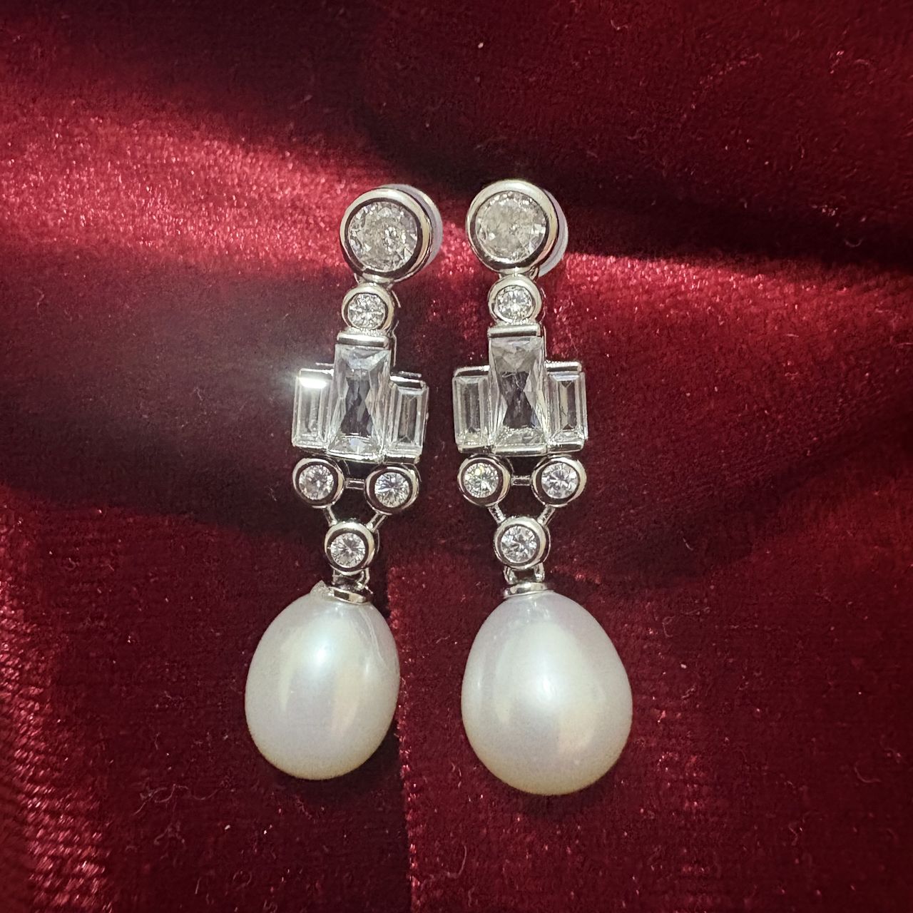 Kate Middleton Bahrain Pearl Earrings aka Queen Elizabeth II's 1947 Wedding Gift Earrings