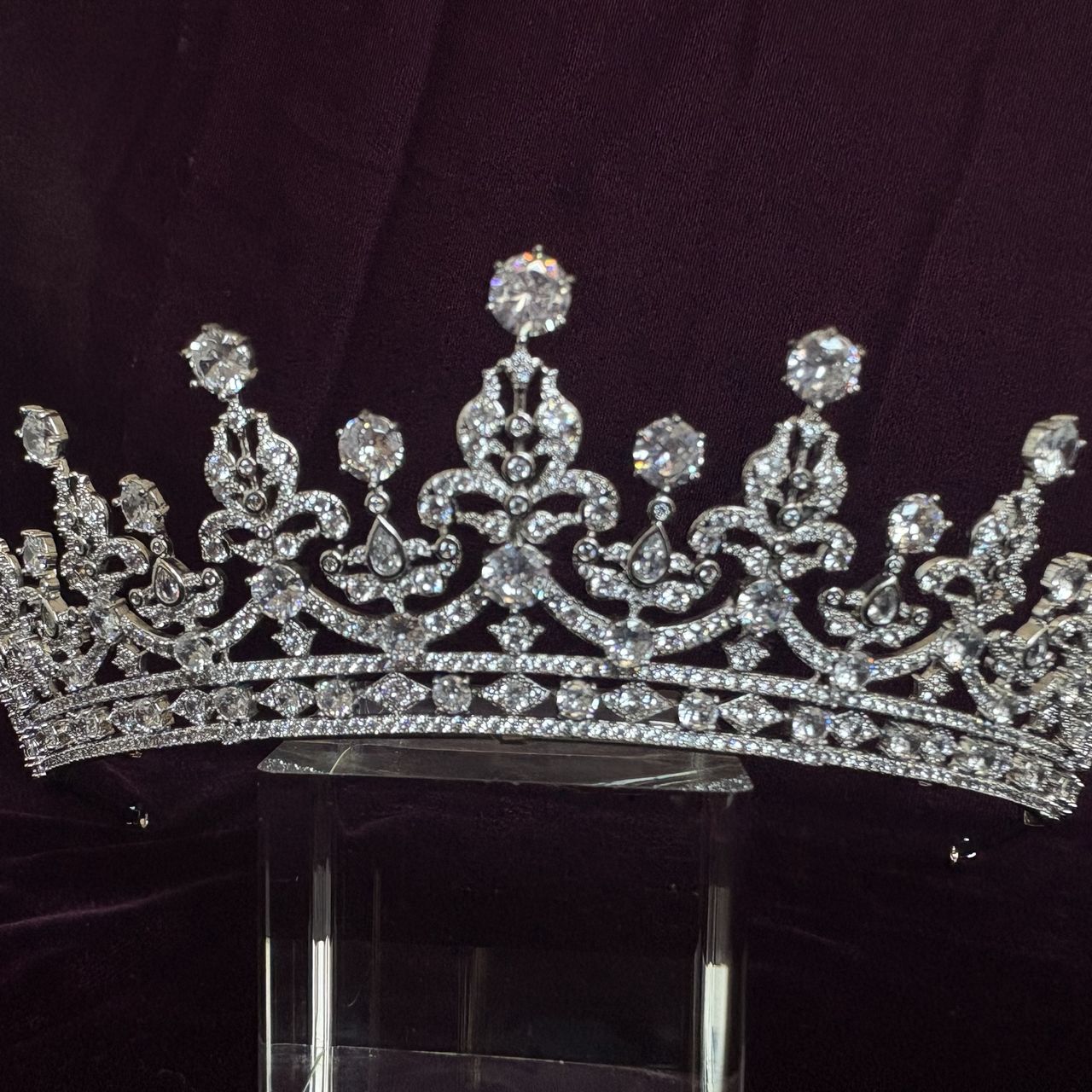 The Girls of Great Britain and Ireland Tiara Replica: The Queen’s Favorite