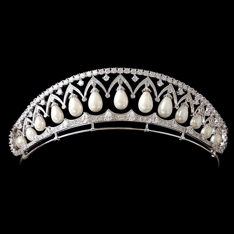 Empress Alexandra Feodorovna's Drop Pearl Tiara