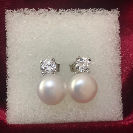 The Ladies of Devonshire Earrings Daily Pearl Earrings of HM Queen Elizabeth II Premium Quality Moissanite & Fresh Water Pearl British Royal
