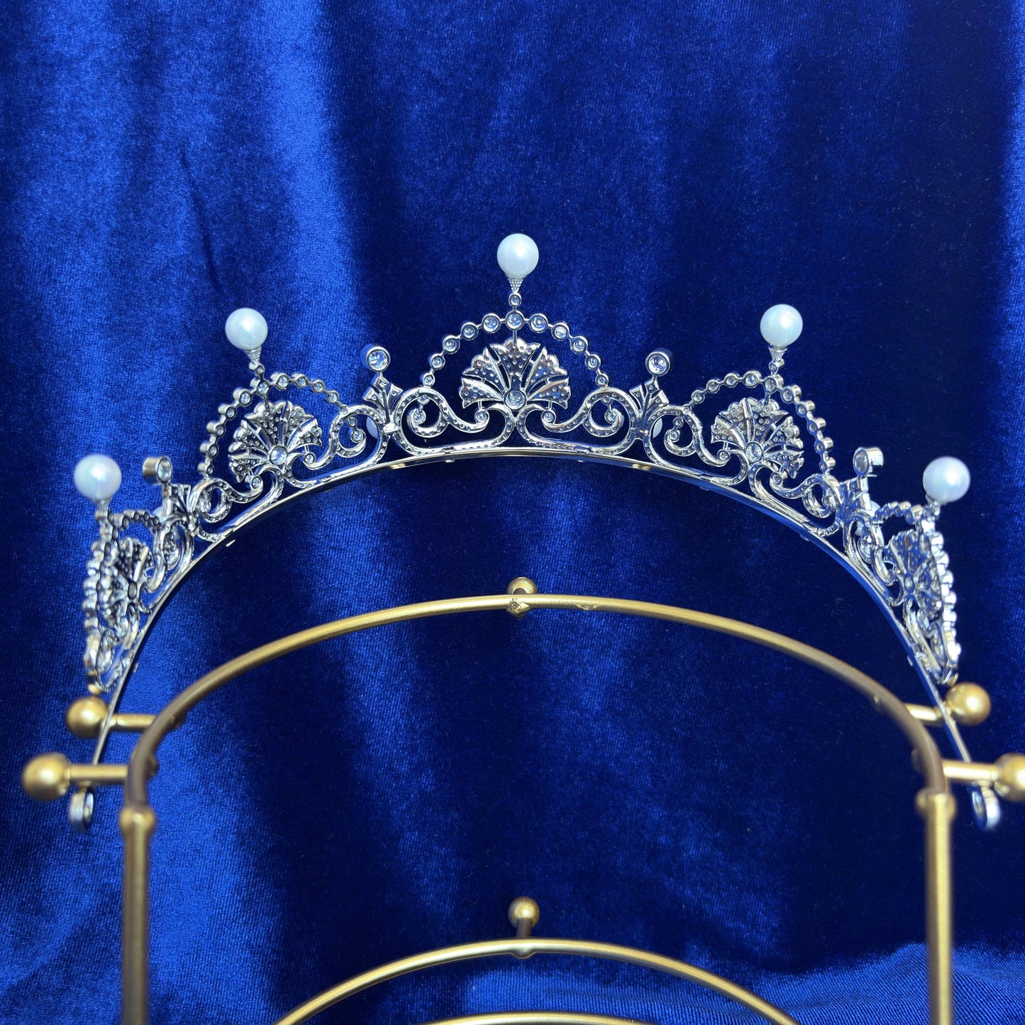 The Lotus Tiara Kate Middleton Princess Margaret Royal Jewelry Pearl Cubic Zirconia Simulated Diamond Bridal Headpiece Luxury Wedding Crown