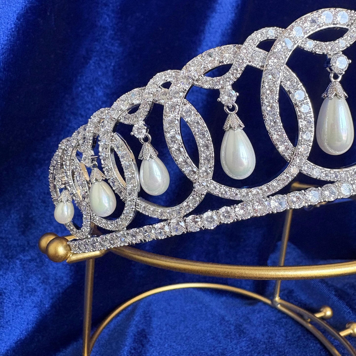 The Vladimir Tiara Queen Elizabeth II British Royal Jewelry Pearl Wedding Bridal Crown Luxury Cubic Zirconia Real American Diamond Handmade