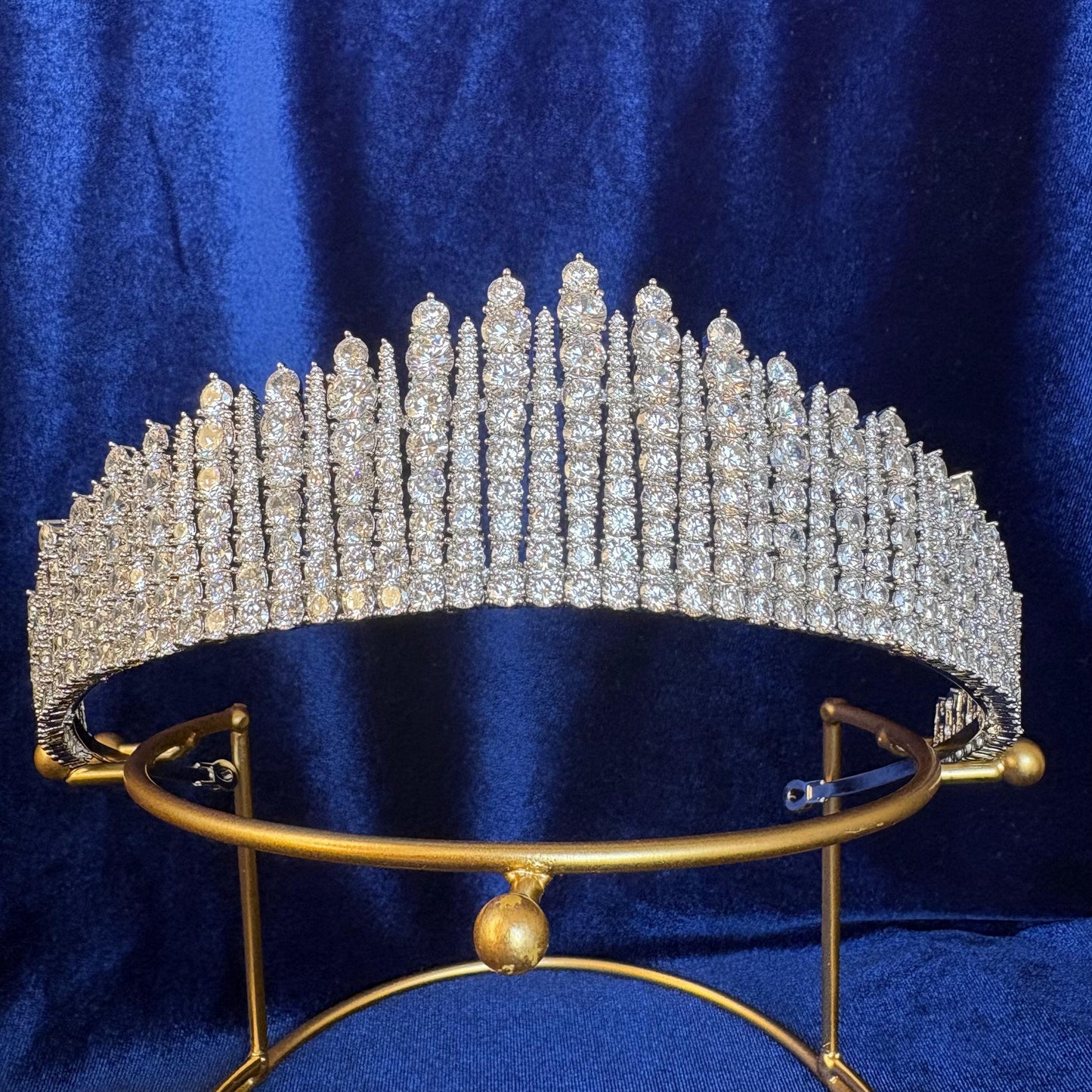 Queen Alexandra&#39;s Diamond Kokoshnik Queen Elizabeth II Tiara