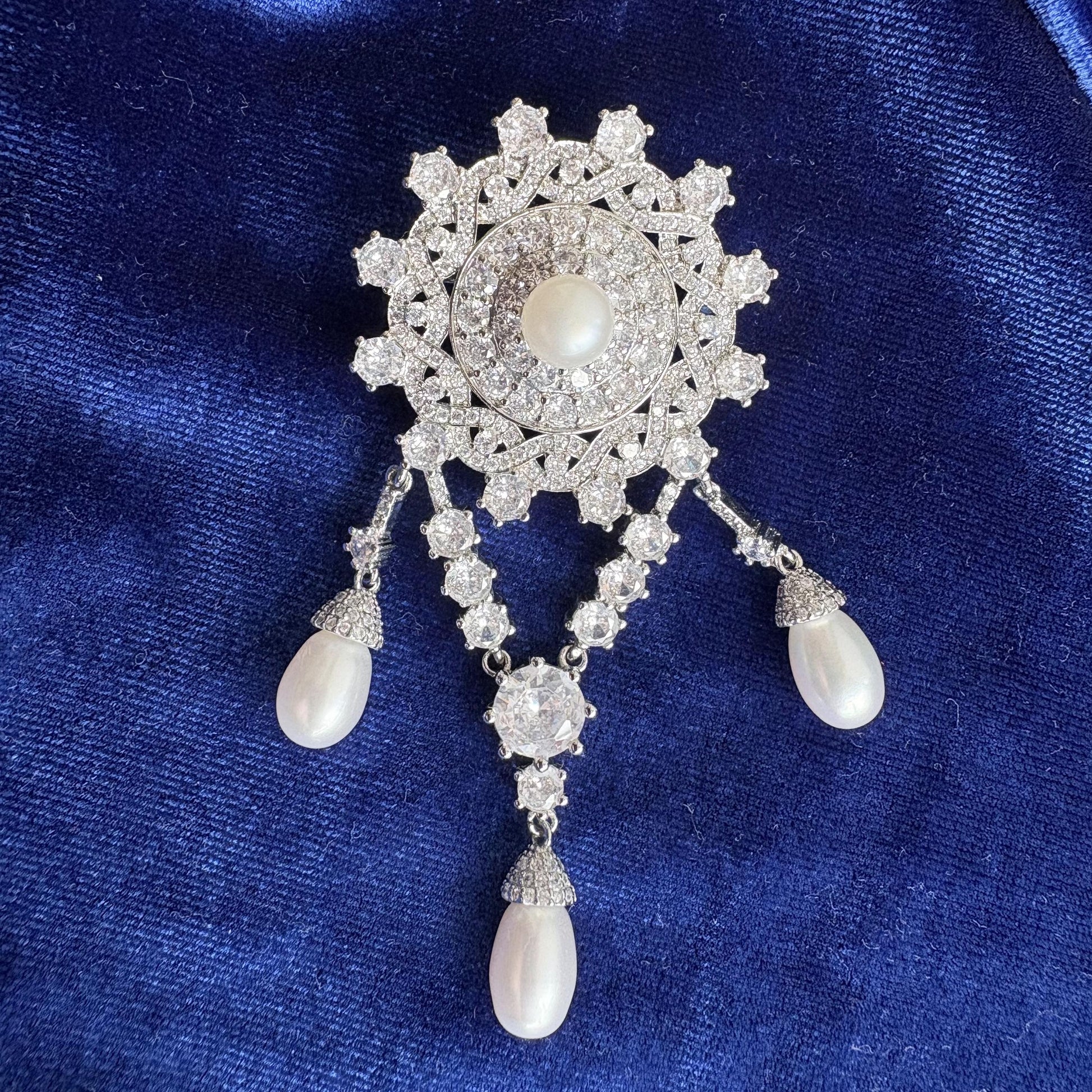 freshwater cubic zirconia tassel drop brooch
