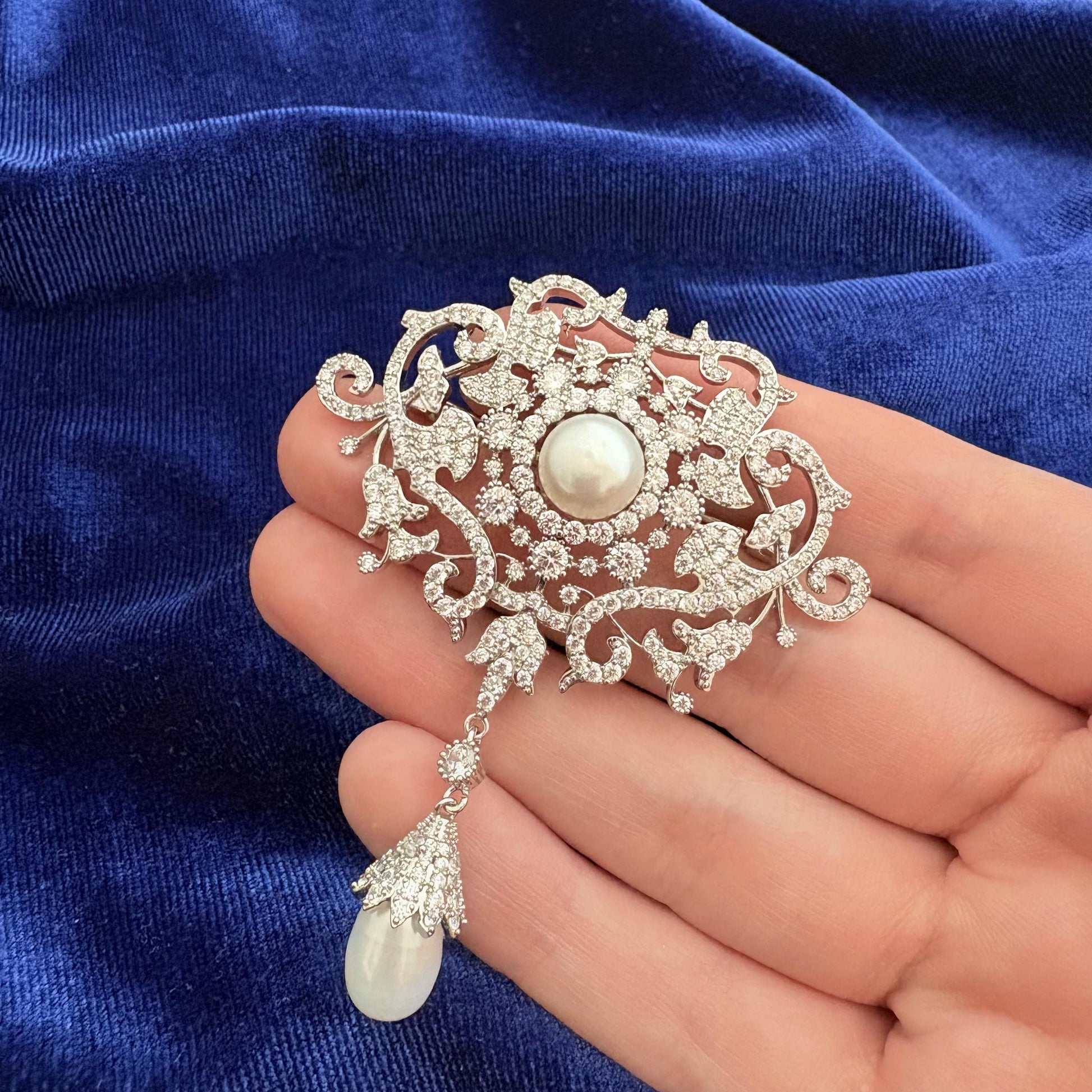 CZ Cubic Zirconia Freshwater Pearl Brooch Luxury Vintage Style Stomacher Silver Handmade Vintage Saprkly British Royal Inspired