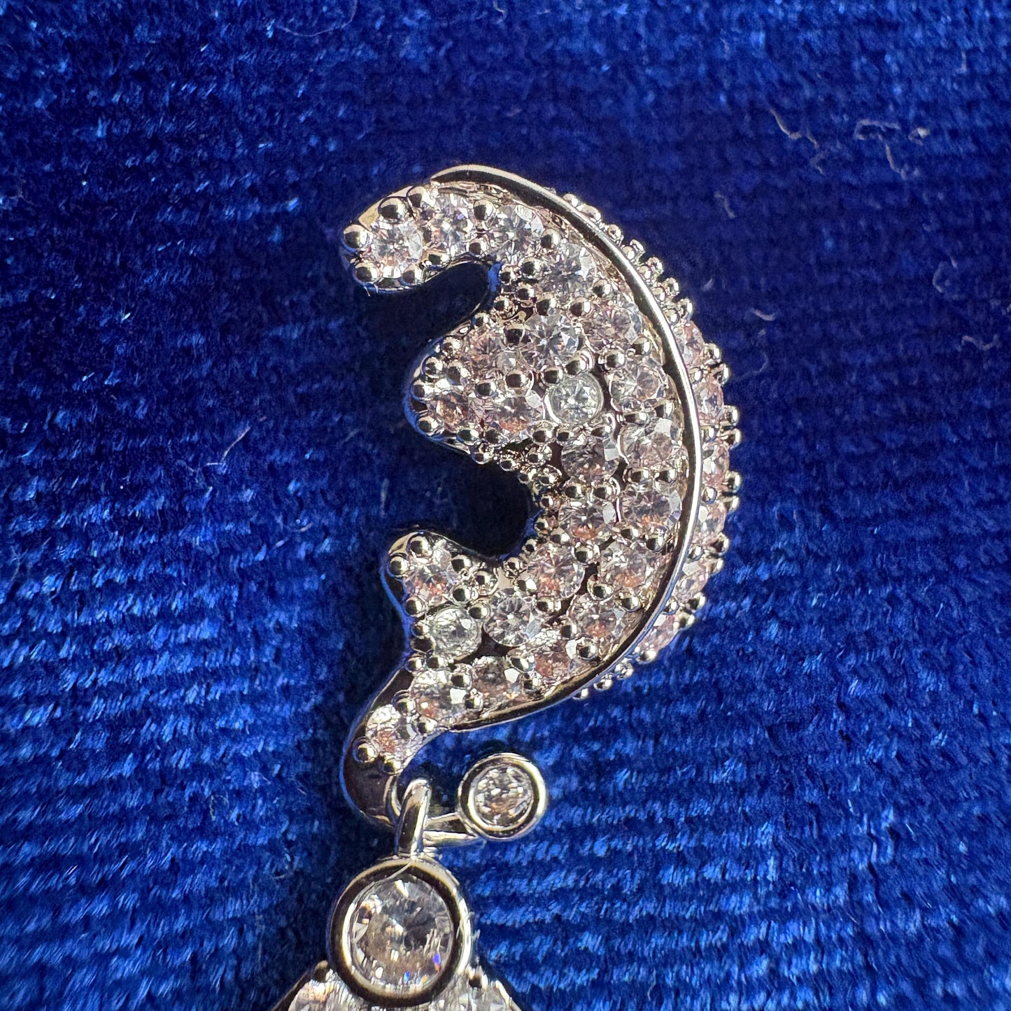 Catherine, Princess of Wales Duchess of Cambridge Wedding Bridal Earrings Silver CZ Zirconia Dangle Drop Luxury Royal Jewelry Classic