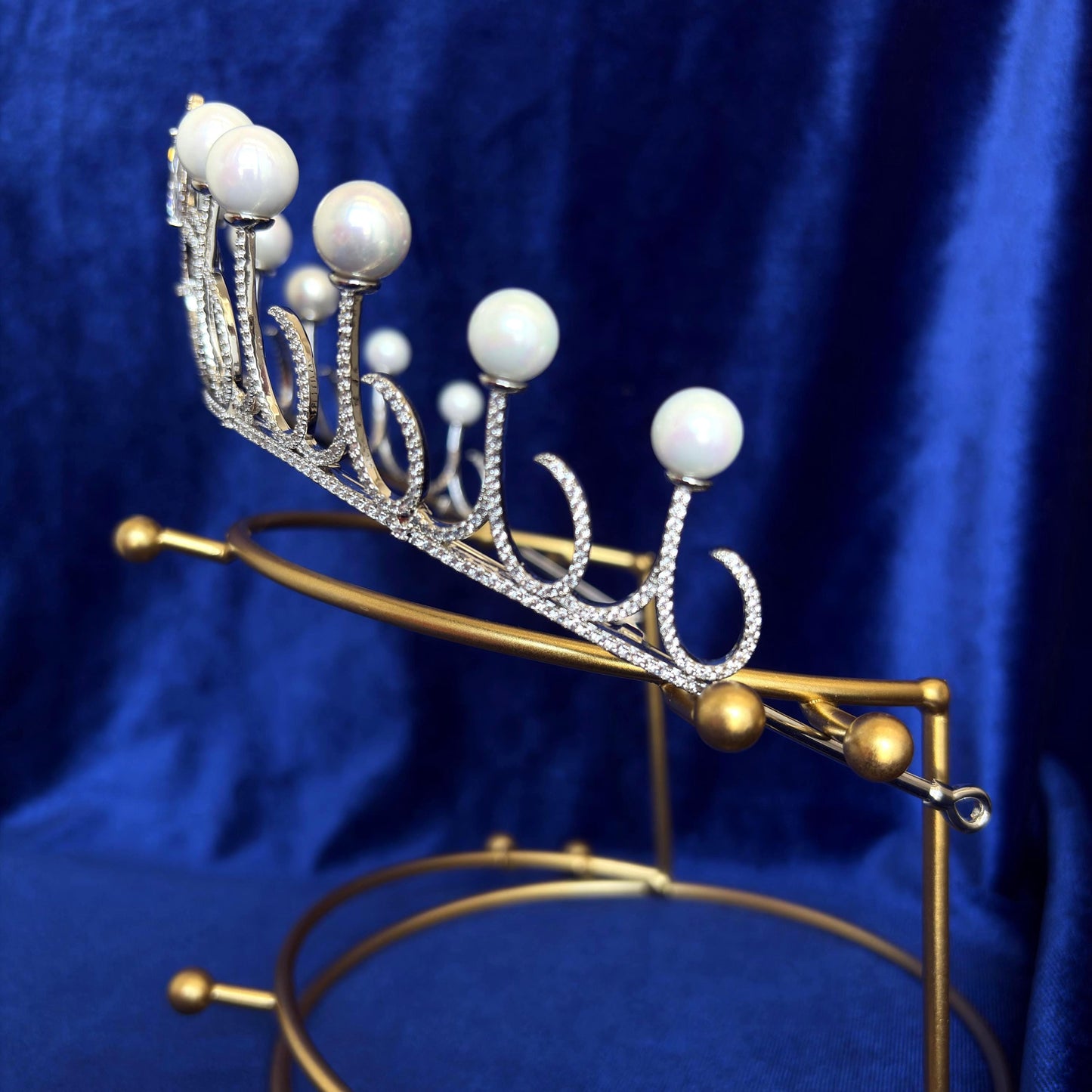 Queen Letizia of Spain Pearl Fleur de Lys Tiara Royal Jewelry Cubic Zirconia Diamond Bridal Wedding Crown Silver Classic Baroque Headpiece