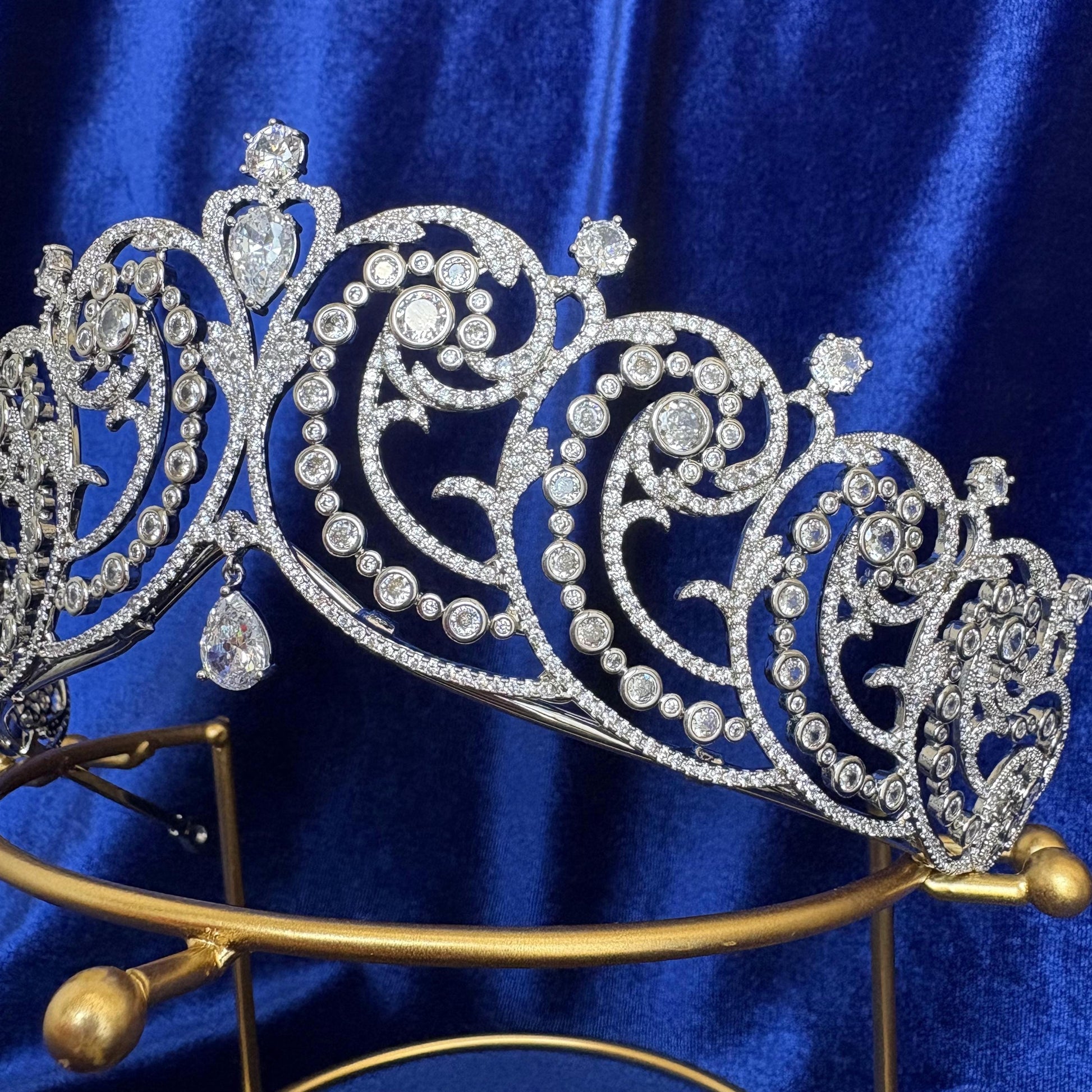 The Essex Tiara American Diamond Cubic Zirconia British Royal Jewelry Luxury Silver Bridal Crown Classic Elegant Wedding Handmade Headpiece