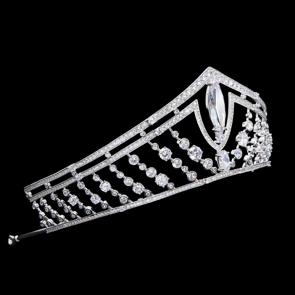 30 hours excellent craftmanship Luxury Elegant Wedding Crown High Jewellery Royal Replica Bridal Tiara Ultra Reflective Simulated Diamond CZ