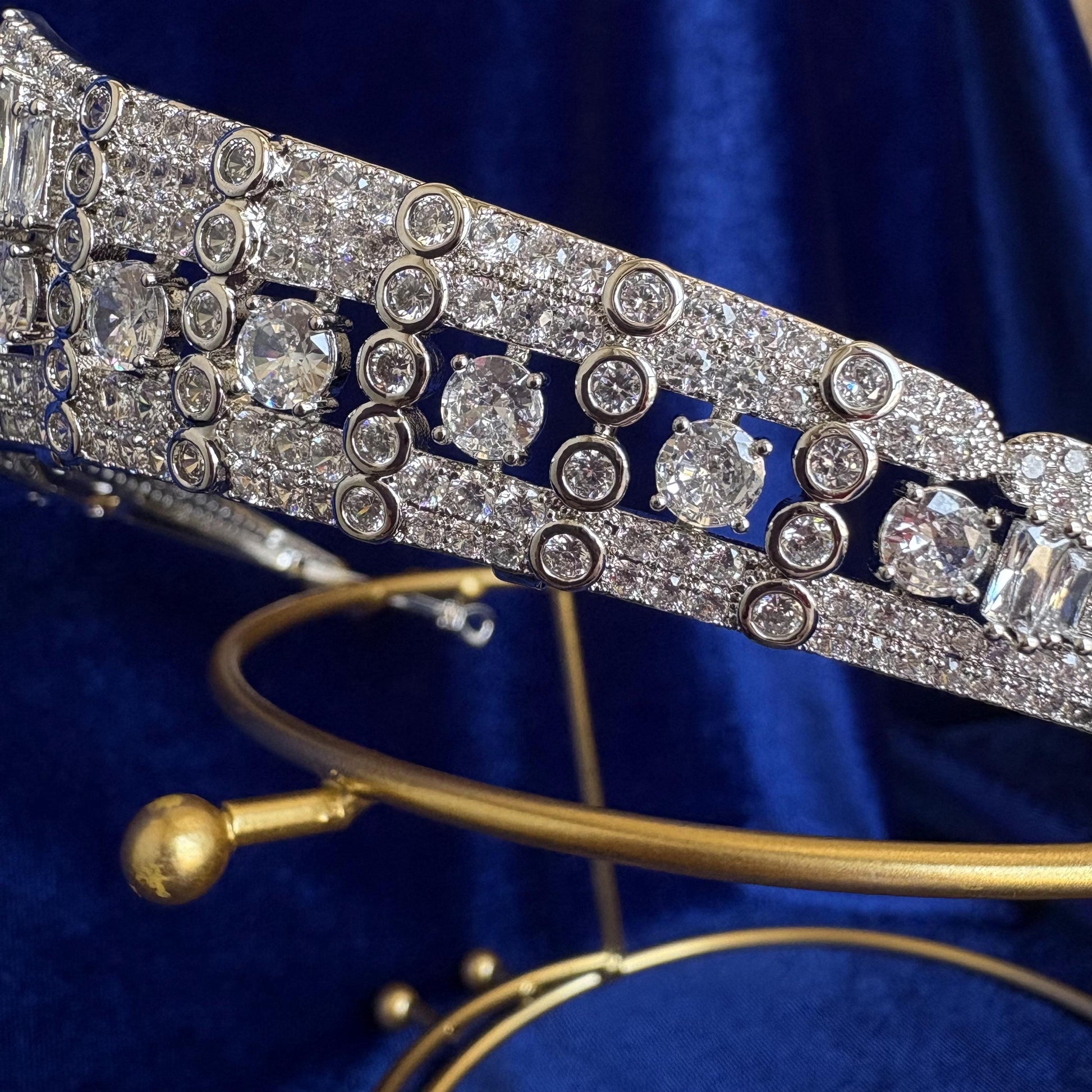 Duchess of Calabria's Ruby Royal Bridal Tiara Luxury Cubic Zirconia Minimal Elegant Wedding Crown Princess Style Silver Colour Headpiece