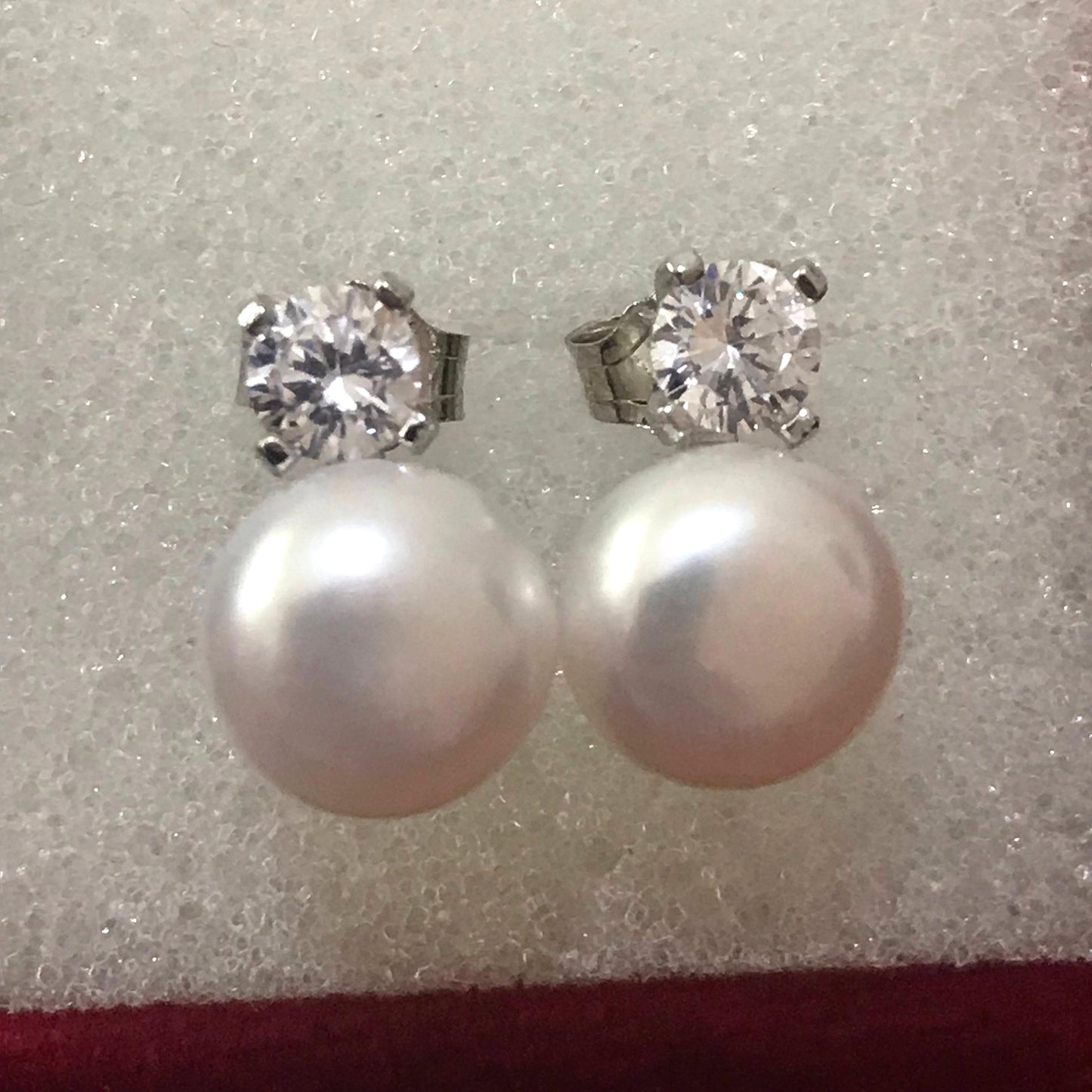 The Ladies of Devonshire Earrings Daily Pearl Earrings of HM Queen Elizabeth II Premium Quality Moissanite & Fresh Water Pearl British Royal