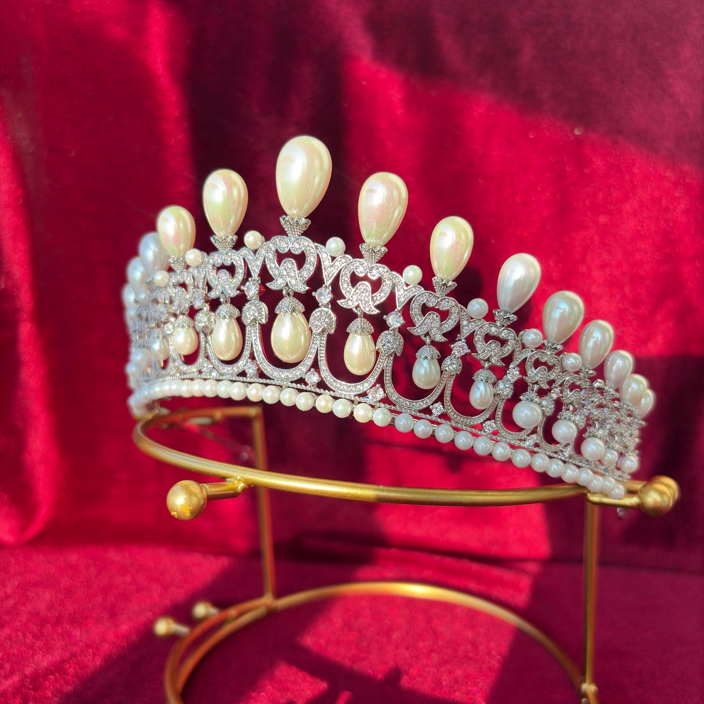 Dangling Drop Pearl Wedding Crown Handmade Sparkling Cubic Zirconia Bridal Tiara Rococo Edwardian Baroque Style Big High Headpiece for Bride