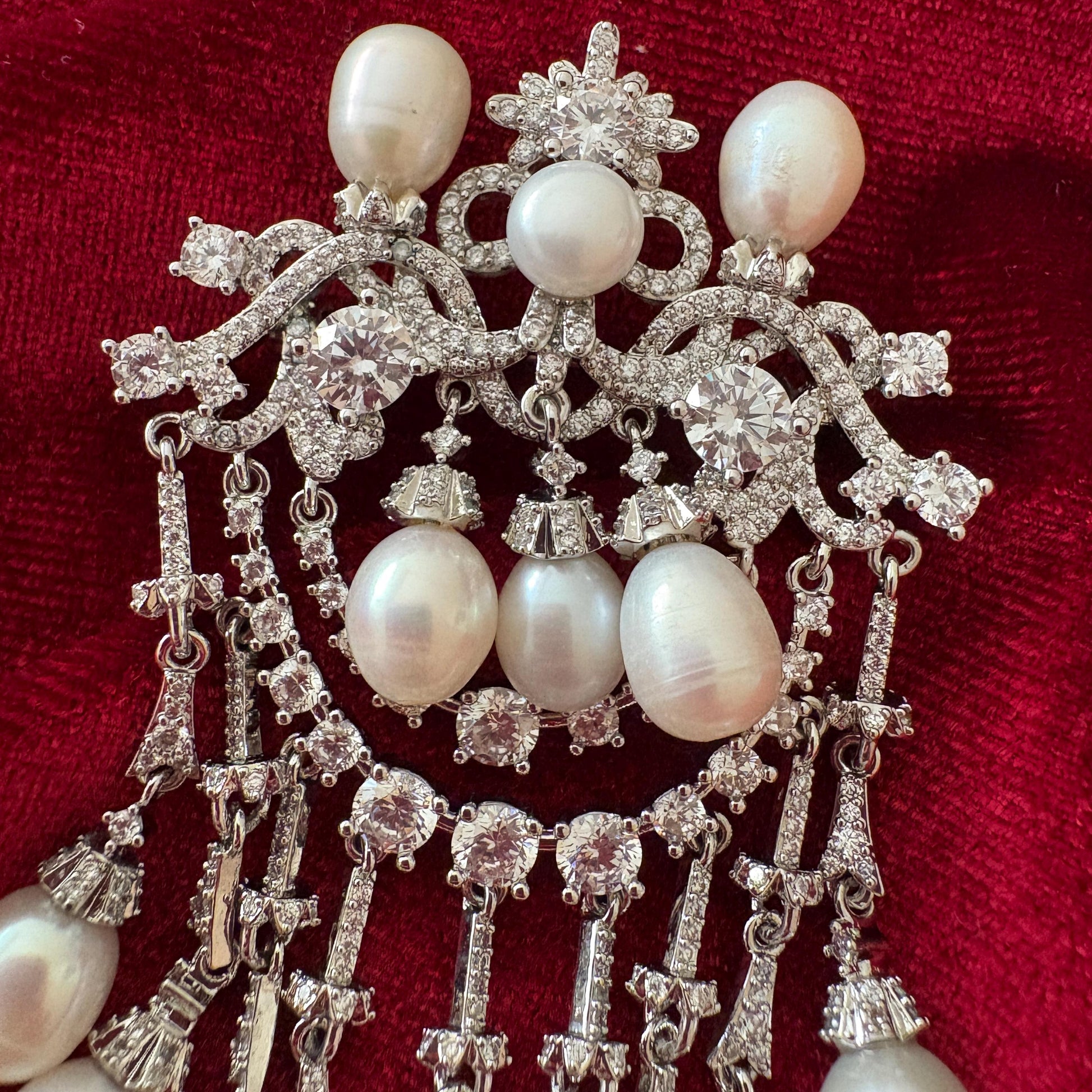 Bridal Wedding Brooch Victorian Russian Style Dandling Drop Pearls Full CZ Diamond Baroque Pin Russian Style Formal Jewelry Christmas Gift