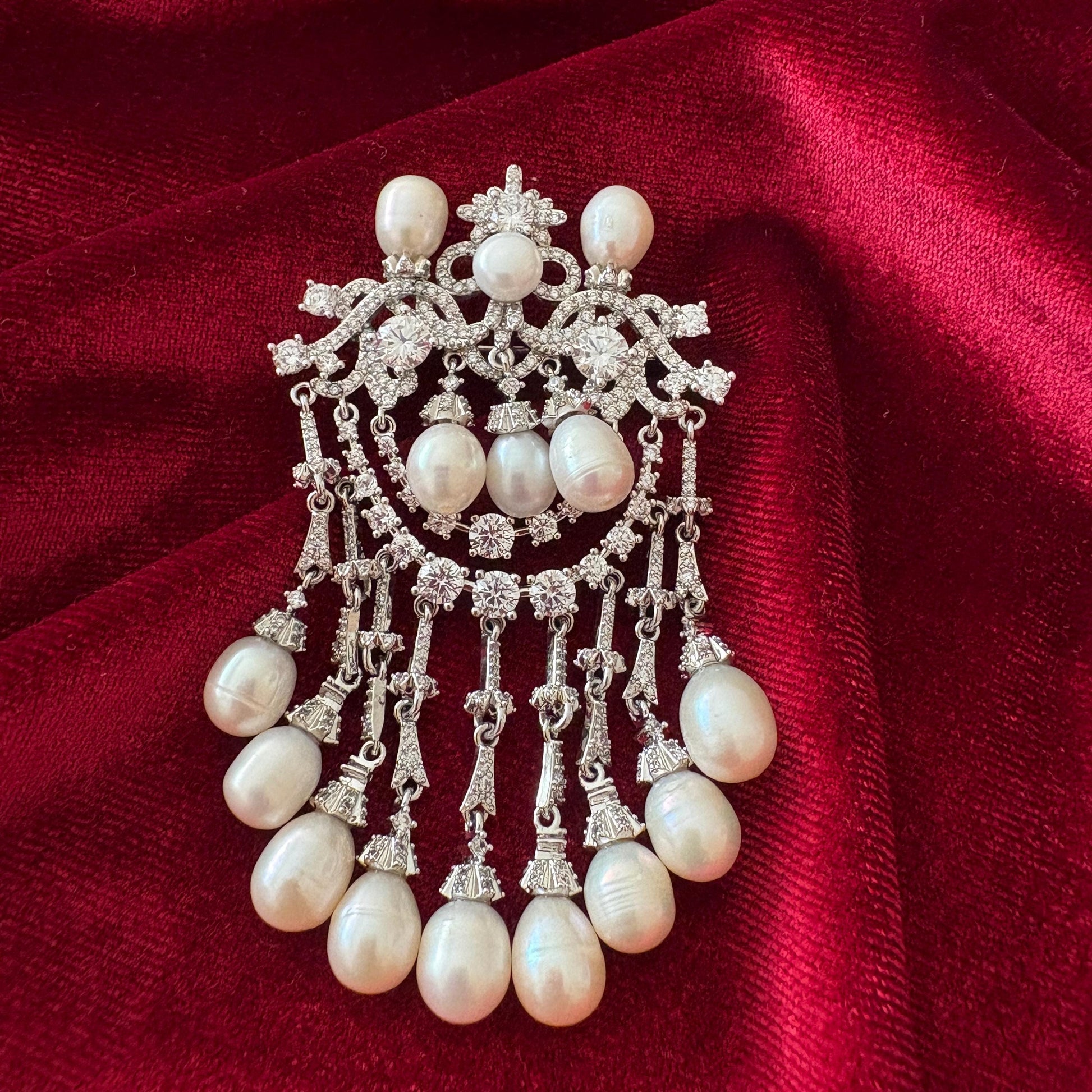Bridal Wedding Brooch Victorian Russian Style Dandling Drop Pearls Full CZ Diamond Baroque Pin Russian Style Formal Jewelry Christmas Gift