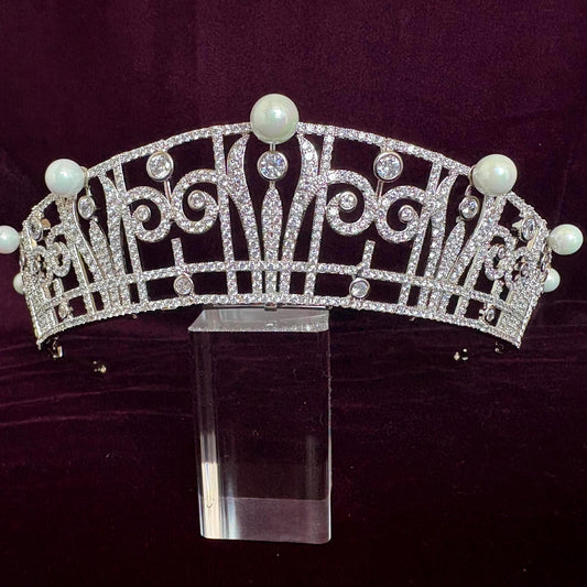 Sparkling Cubic Zirconia Scroll Design Pearl Wedding Crown for Glamorous Regency Romantic Weddings High Jewelry Bridal Tiara Timeless Look