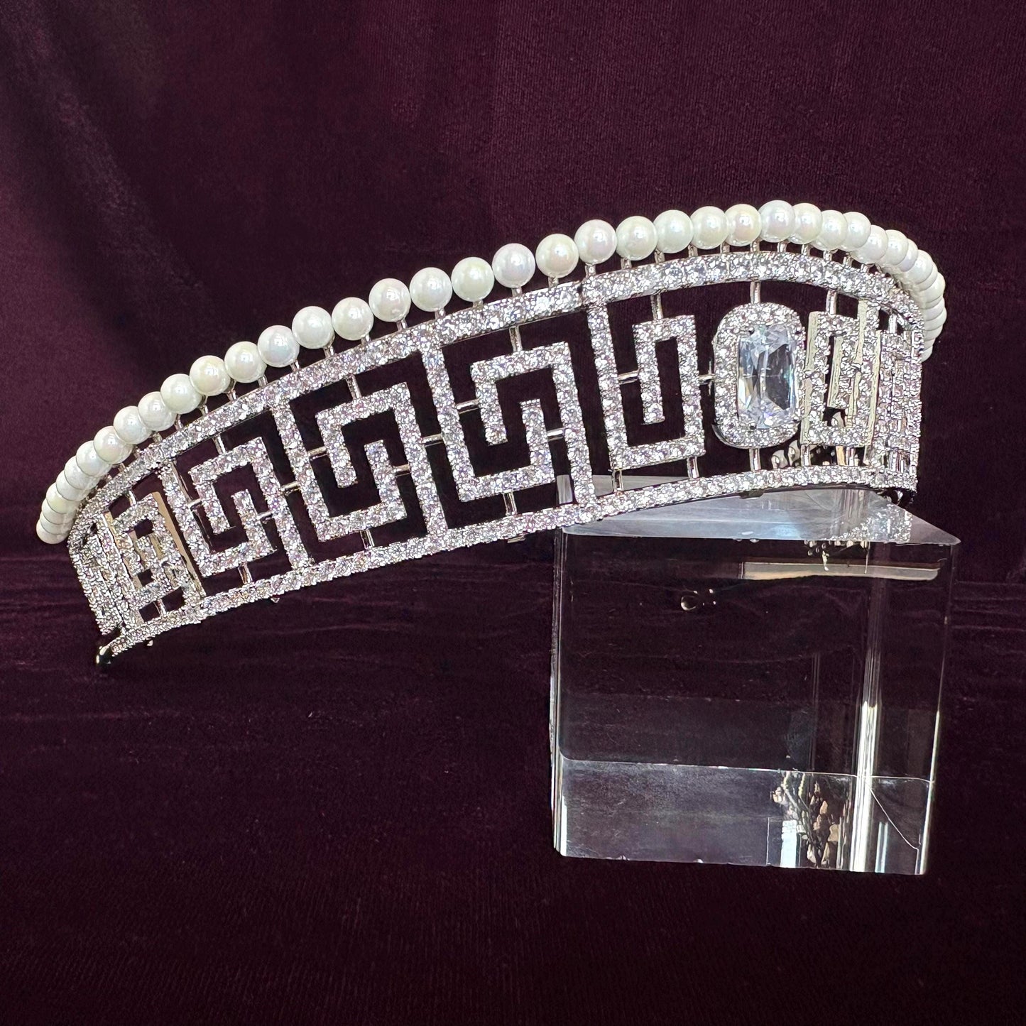 Pearl Art Deco Greek Bridal Tiara Geometrical Design Modern Wedding Crown Sparkling Headpiece Vintage Style Glamorous Tiara for Bride Prom