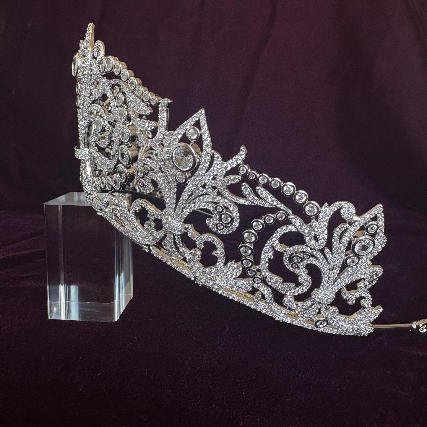 Baroque Bridal Tiara Fleur de Lis Wedding Crown Silver Queen Headpiece Luxury Vintage Big High Regal Diadem Cathedral Classic Wedding