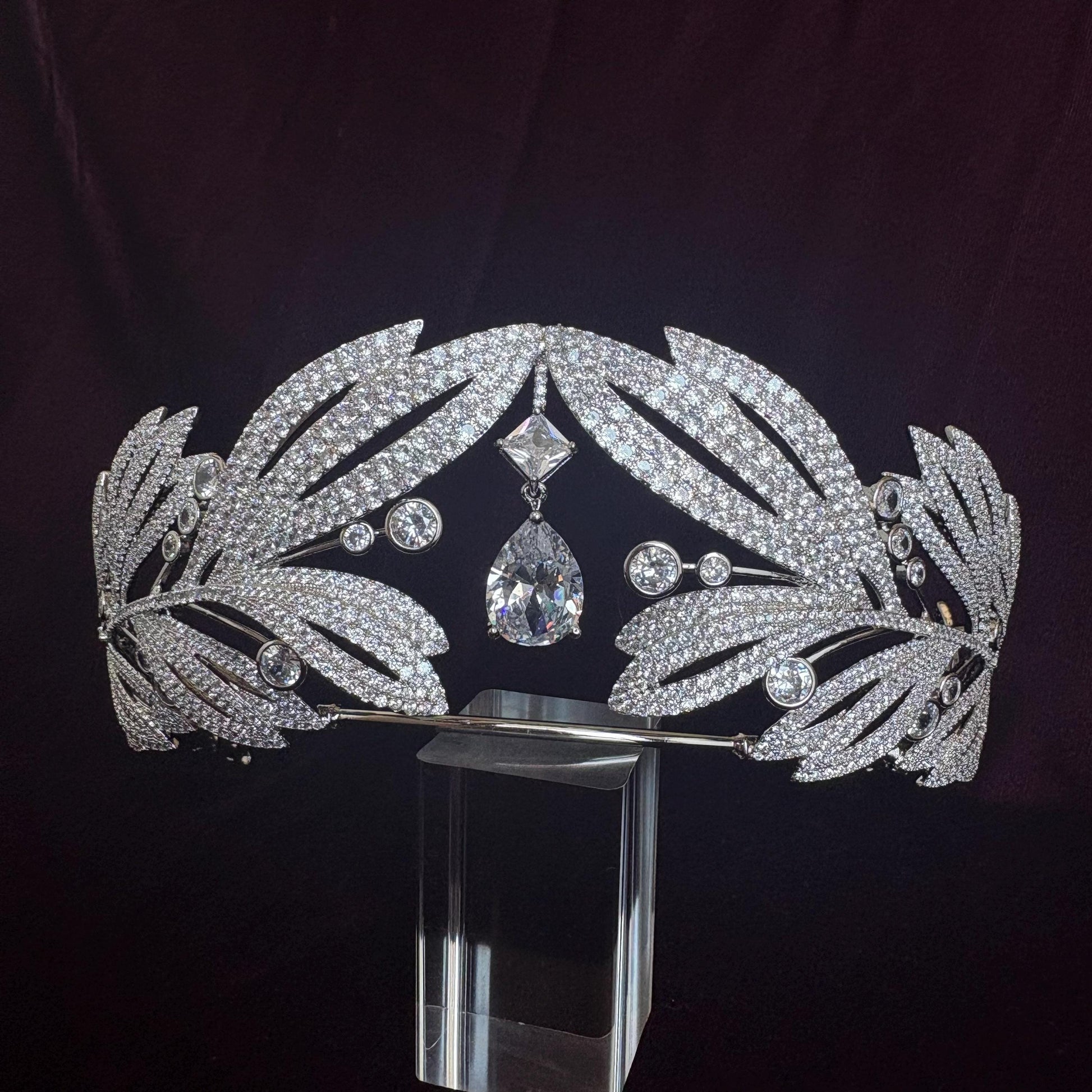 Laurel Leaf Greek Goddess Wedding Crown Olympian Mythology Design Ethereal Bridal Tiara Divine Style Drop Diamond Silver Headpiece