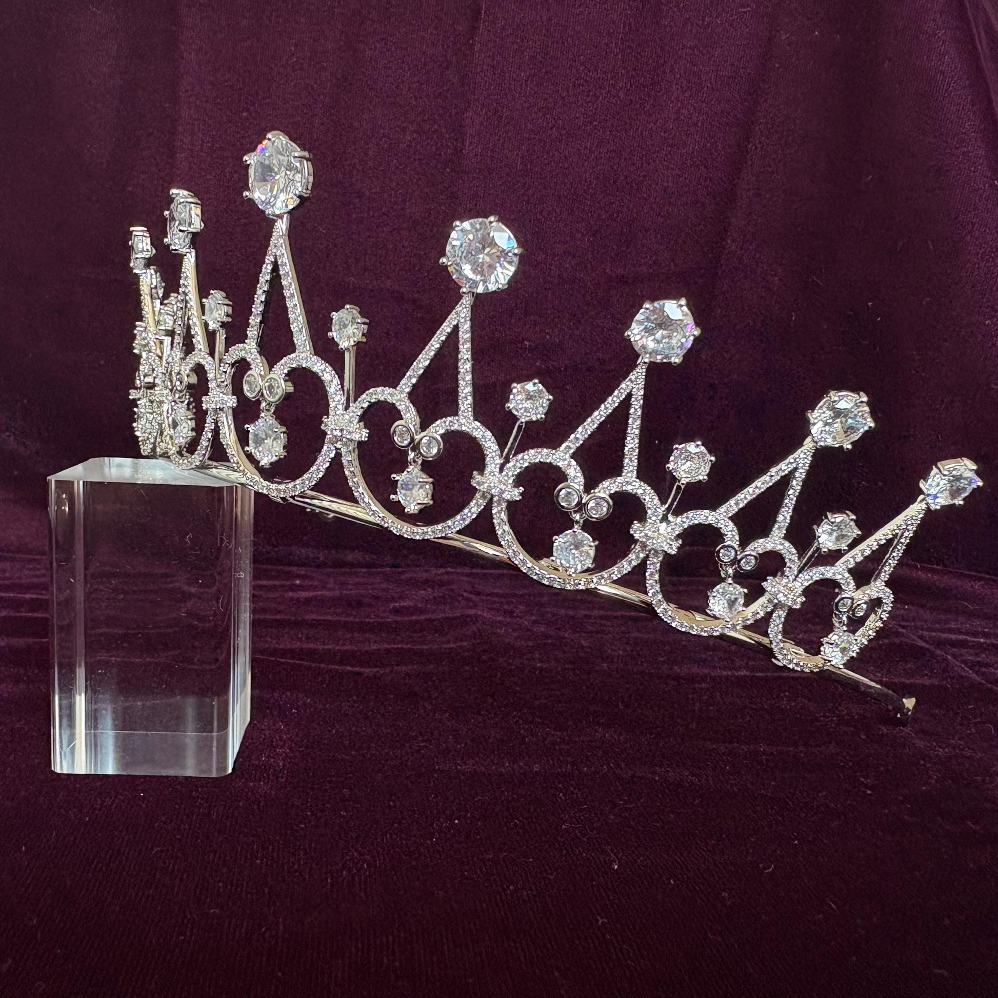 Elegant Minimal Wedding Crown Cosmic Dainty Bridal Tiara Ethereal Goddess Celestial Diadem Victorian Queen Style Regal Tiara
