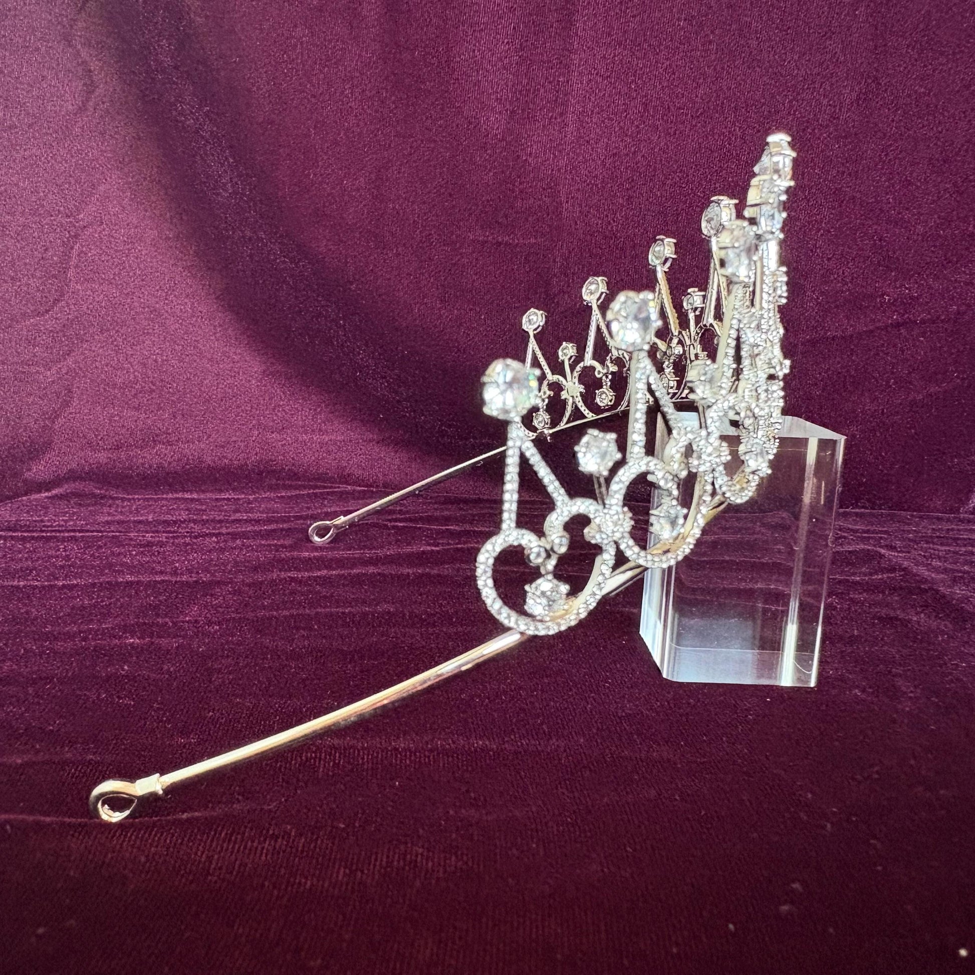 Elegant Minimal Wedding Crown Cosmic Dainty Bridal Tiara Ethereal Goddess Celestial Diadem Victorian Queen Style Regal Tiara