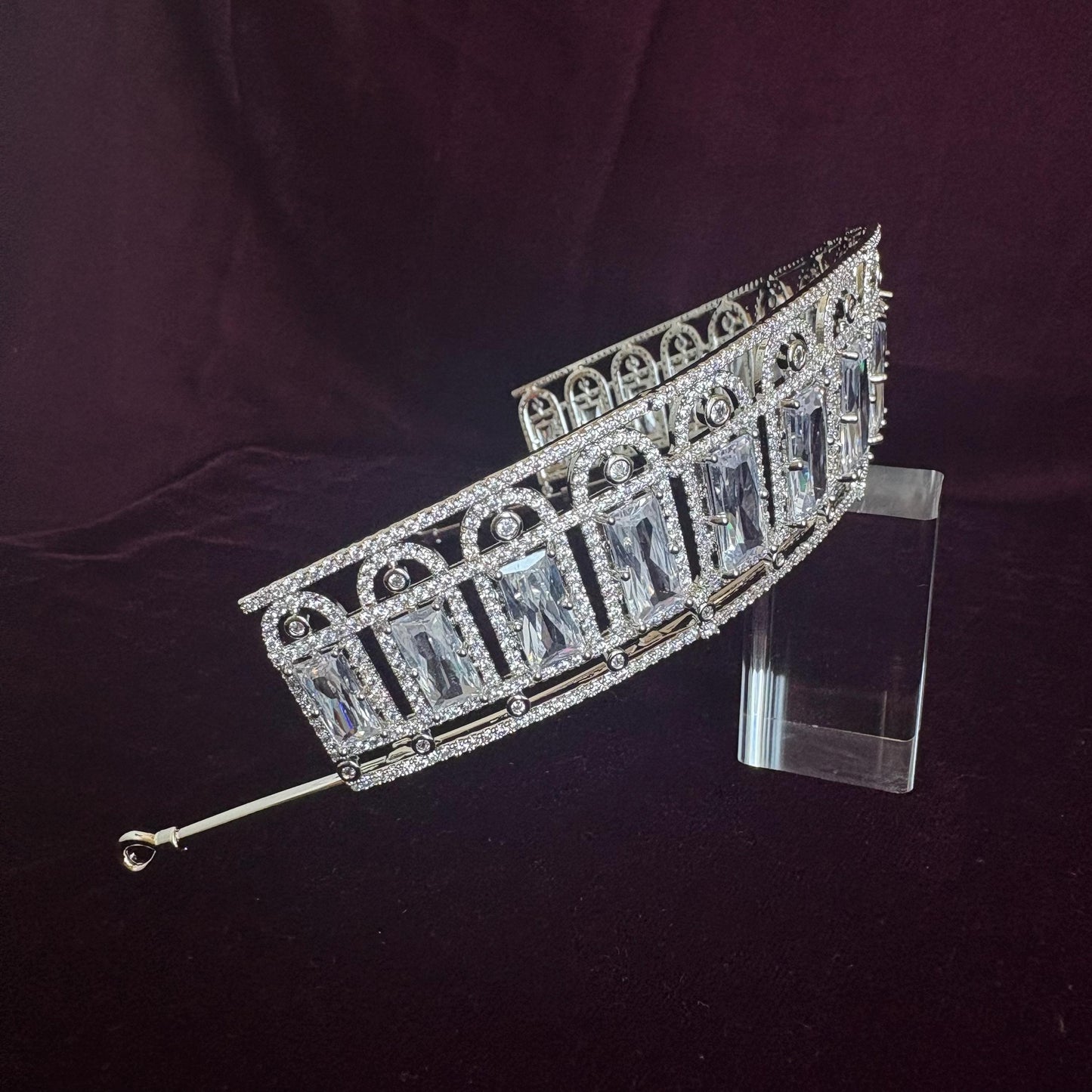 Ultra Reflective Cubic Zirconia Ethereal Bridal Crown Luxury Fairytale Goddess Style Handmade Cubic Zirconia Wedding Tiara for Photoshoots