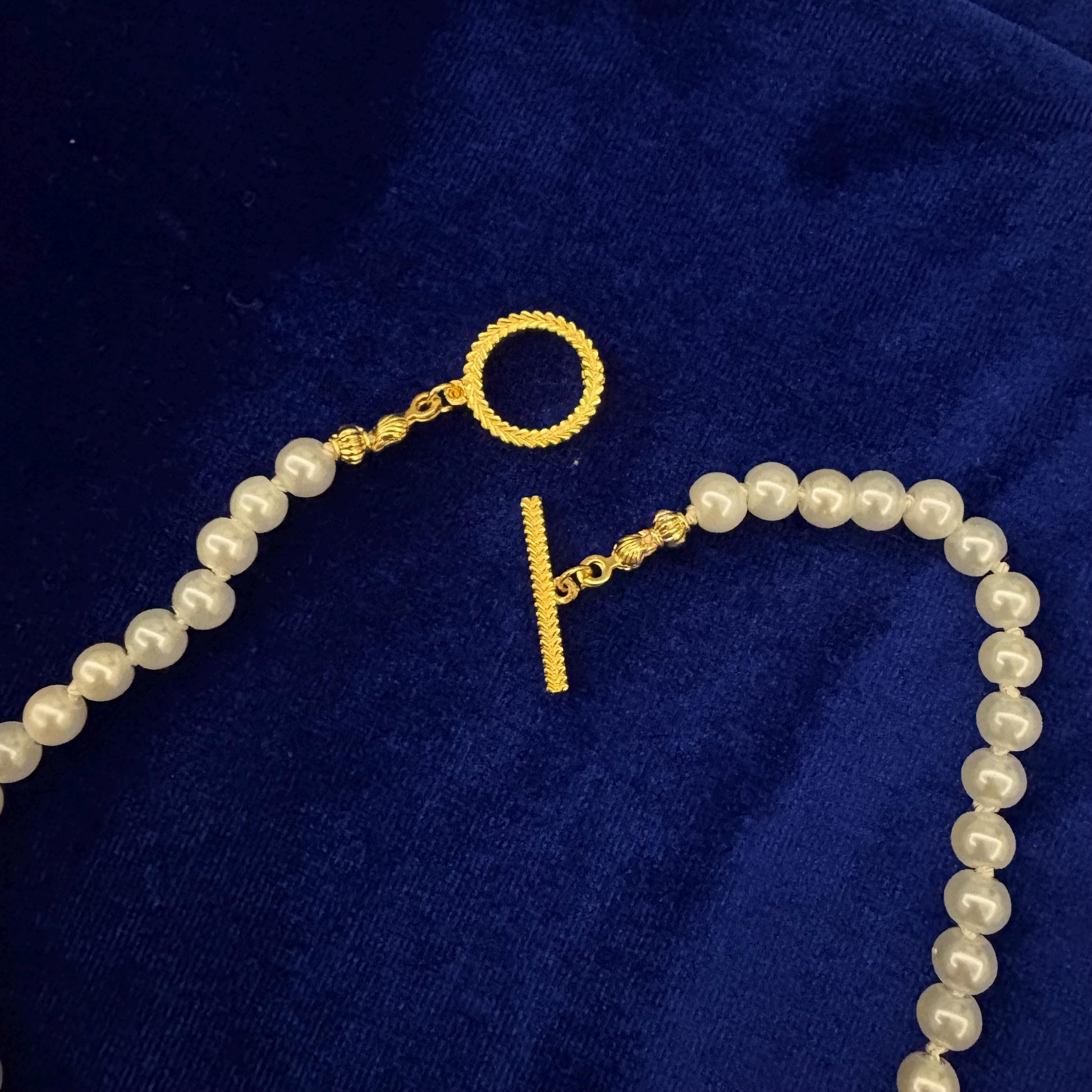 Hand Knotted White Glass Pearl Necklace One Single Strand Luxury 24K Gold Plated T-Closure 100% Mulbery Silk Thread Daily Jewelry Dainty