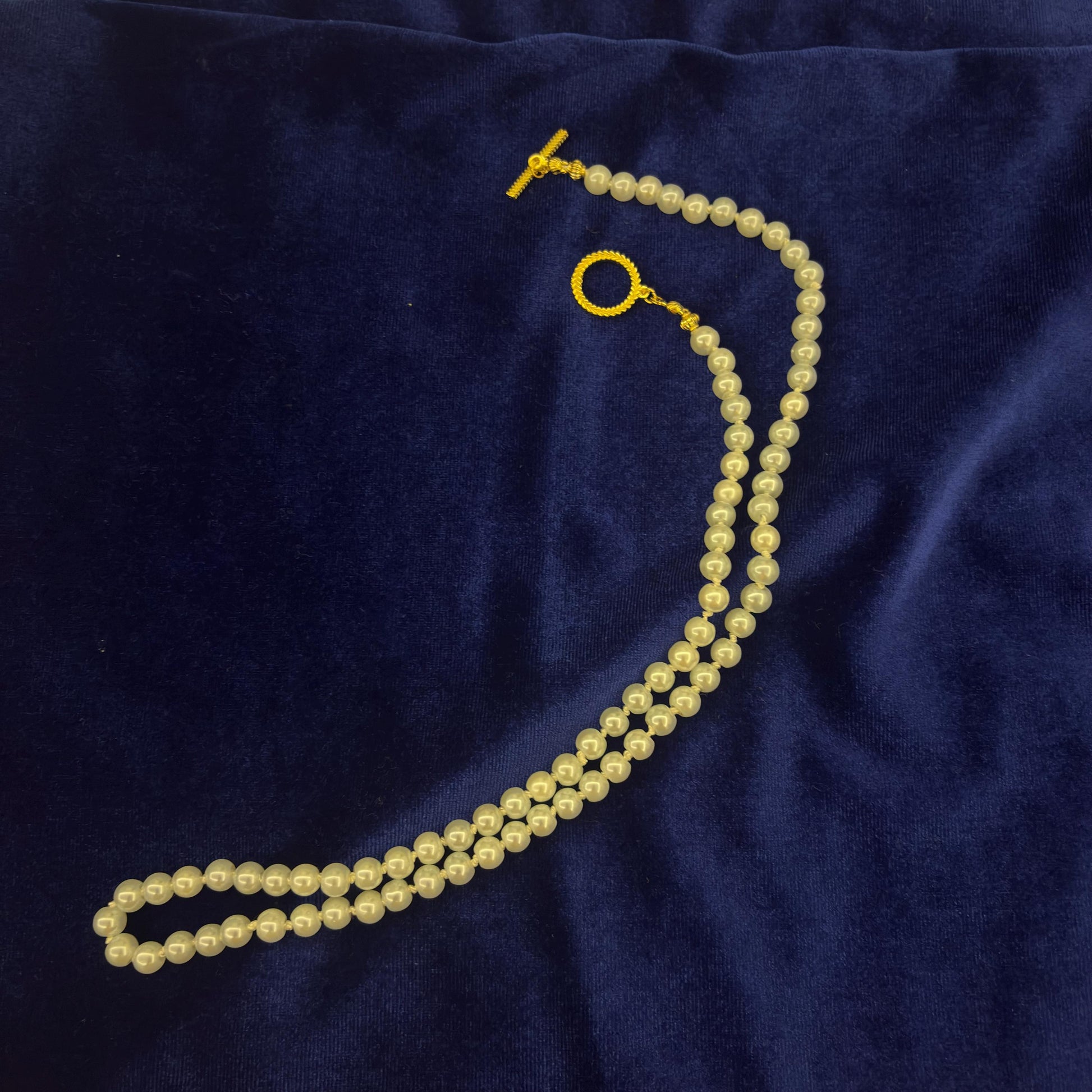 Hand Knotted White Glass Pearl Necklace One Single Strand Luxury 24K Gold Plated T-Closure 100% Mulbery Silk Thread Daily Jewelry Dainty