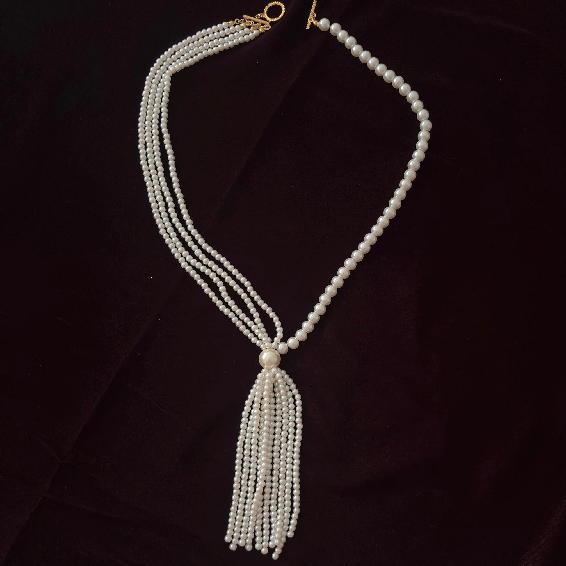 Art Deco Long Pearl Necklace Vintage Inspired Old Glam with Tassel Royal Court Style Gold Plated Clasp White Glass Pearls