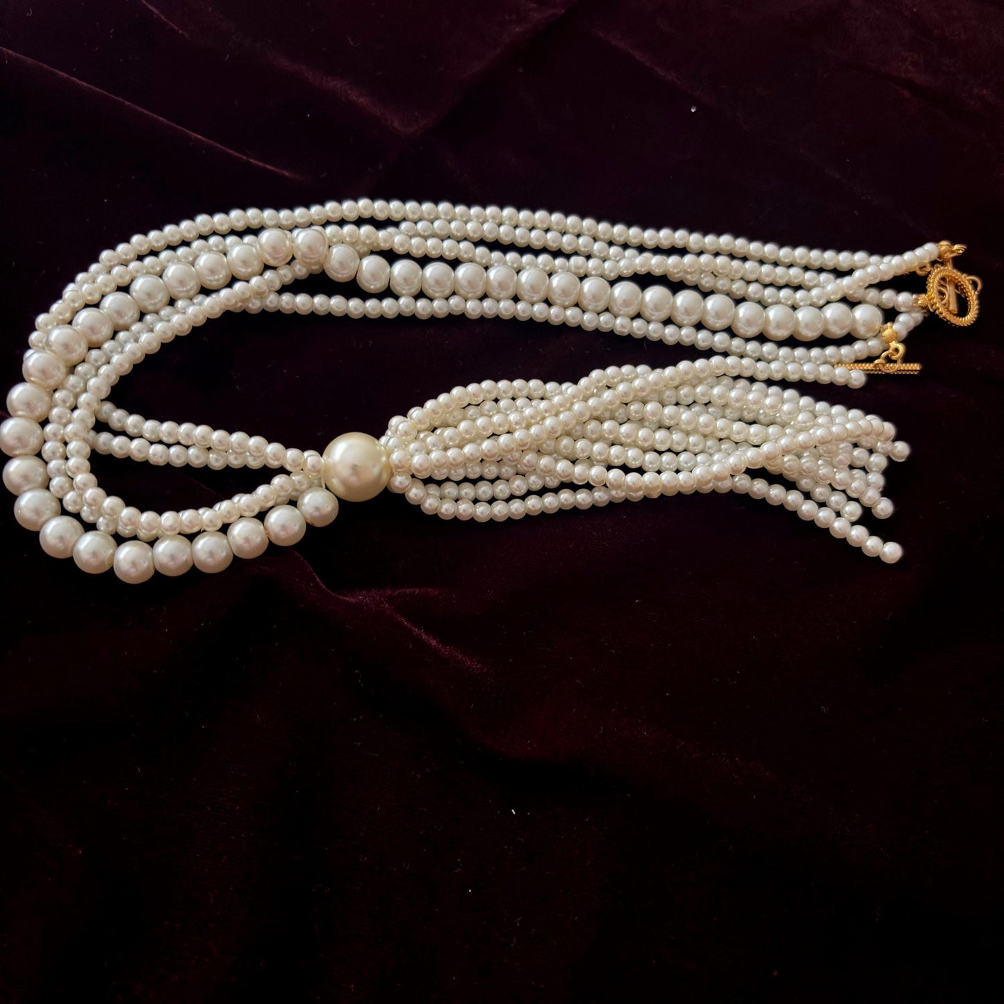 Art Deco Long Pearl Necklace Vintage Inspired Old Glam with Tassel Royal Court Style Gold Plated Clasp White Glass Pearls