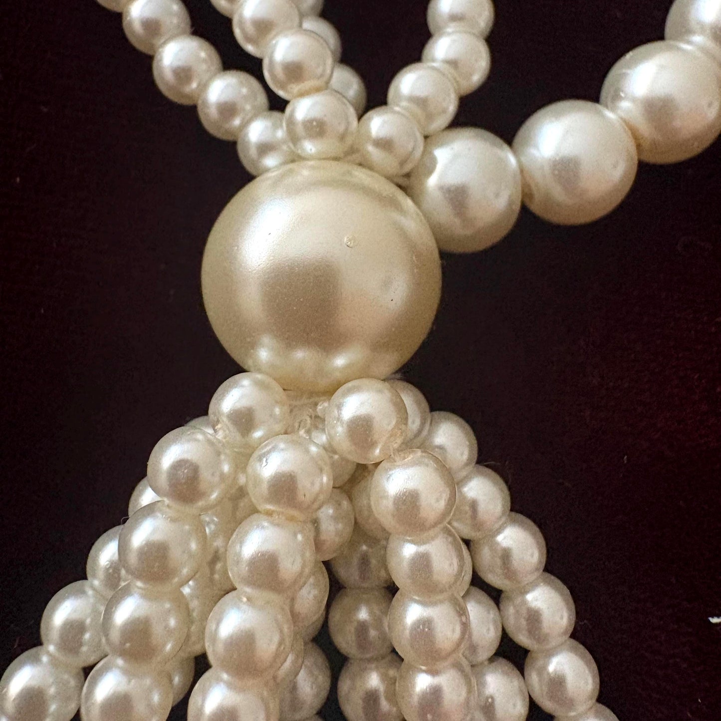 Art Deco Long Pearl Necklace Vintage Inspired Old Glam with Tassel Royal Court Style Gold Plated Clasp White Glass Pearls