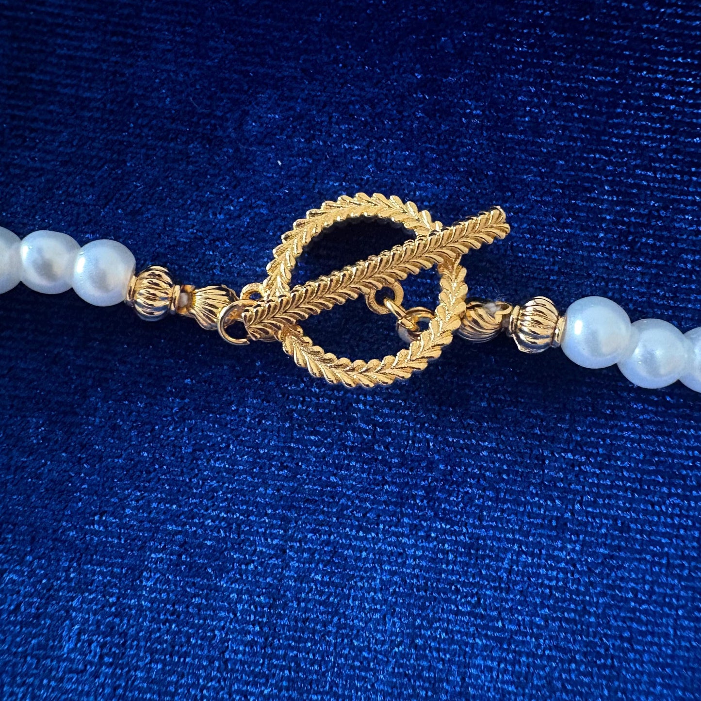 White Majorica Pearls Princess Lenght One Row Single Strand Necklace Gold Plated Clasp Handmade & Silk Thread