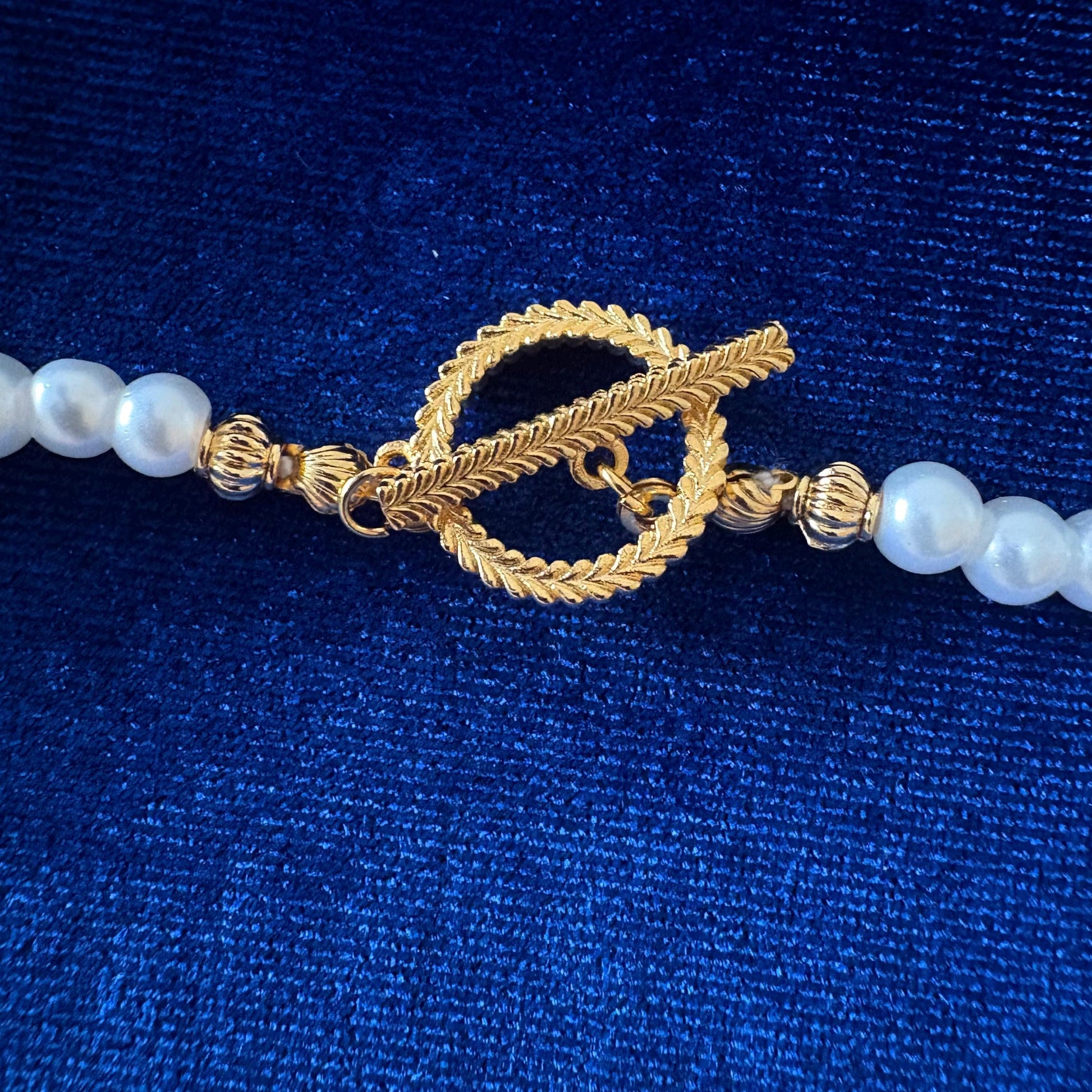 White Majorica Pearls Princess Lenght One Row Single Strand Necklace Gold Plated Clasp Handmade & Silk Thread