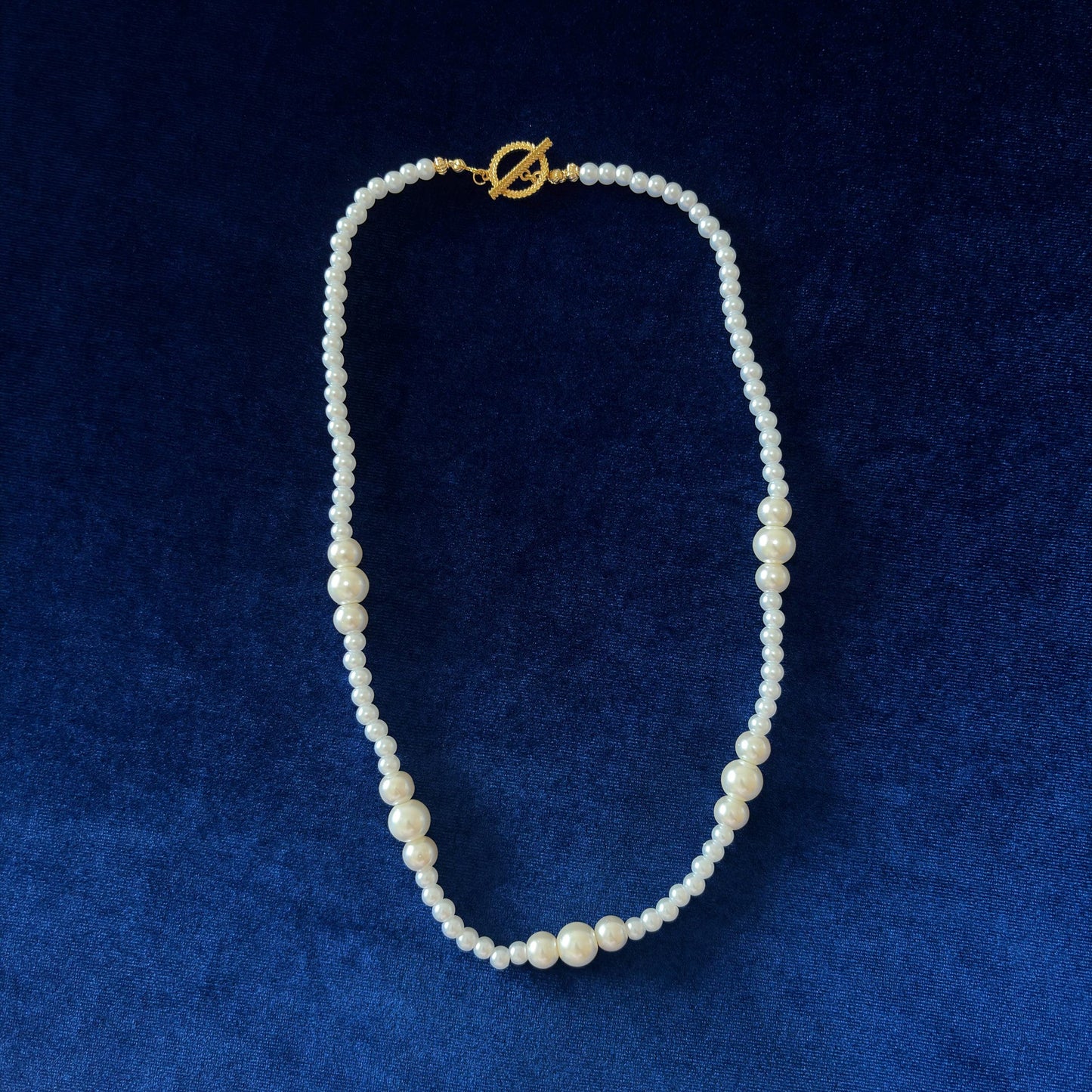 White Majorica Pearls Princess Lenght One Row Single Strand Necklace Gold Plated Clasp Handmade & Silk Thread