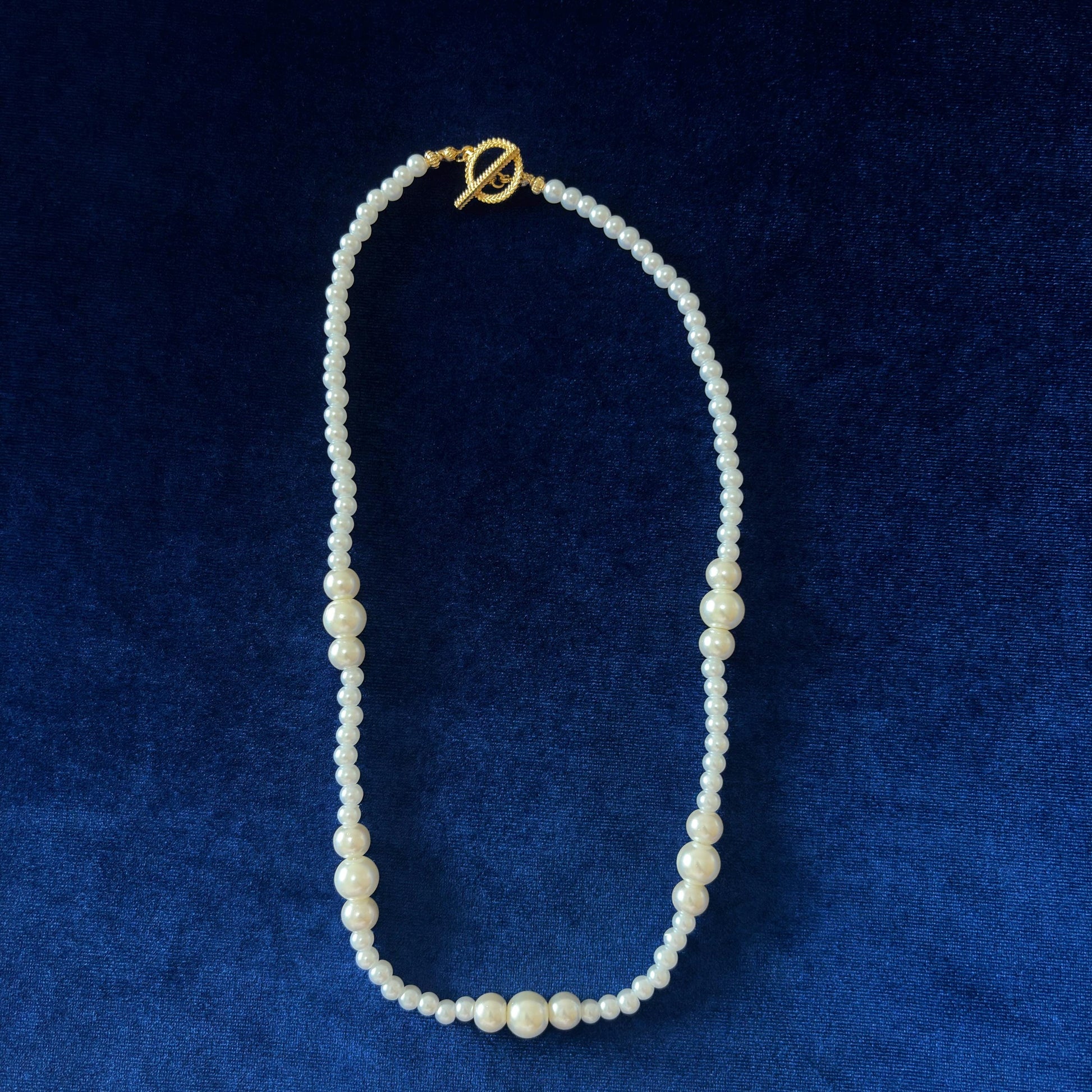 White Majorica Pearls Princess Lenght One Row Single Strand Necklace Gold Plated Clasp Handmade & Silk Thread