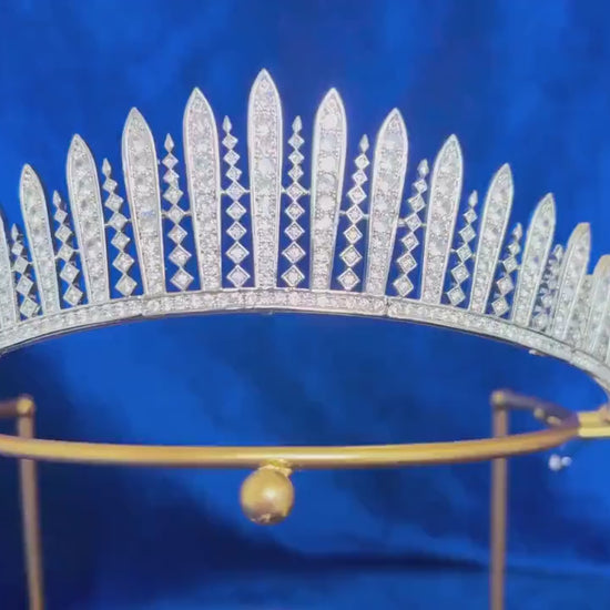 Cubic Zirconia Bridal Fringe Wedding Crown Silver Bridal Tiara Princess Style Classic Luxury Diadem for Bride Headpiece for Ball Prom