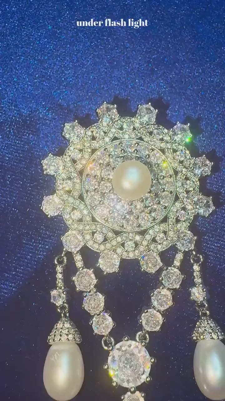 The Teck Corsage Brooch Queen Elizabeth II 5A Cubiz Zirconia drop dangling Freshwater Pearl Pin Silver Royal Replica Jewelry Luxury Handmade