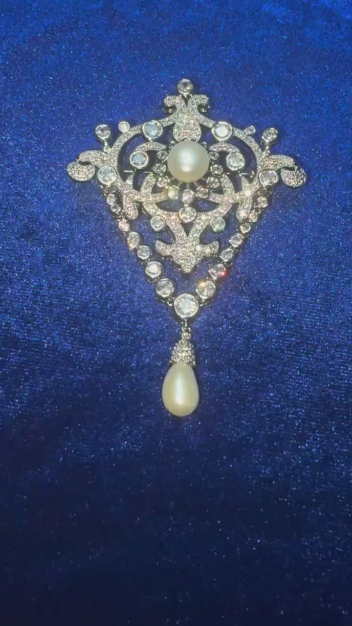 Queen Victoria Golden Jubilee Royal Dangling Drop Freshwater Pearl Brooch Silver 5A Cubic Zirconia Diamond Classic Pin Queen Elizabeth II